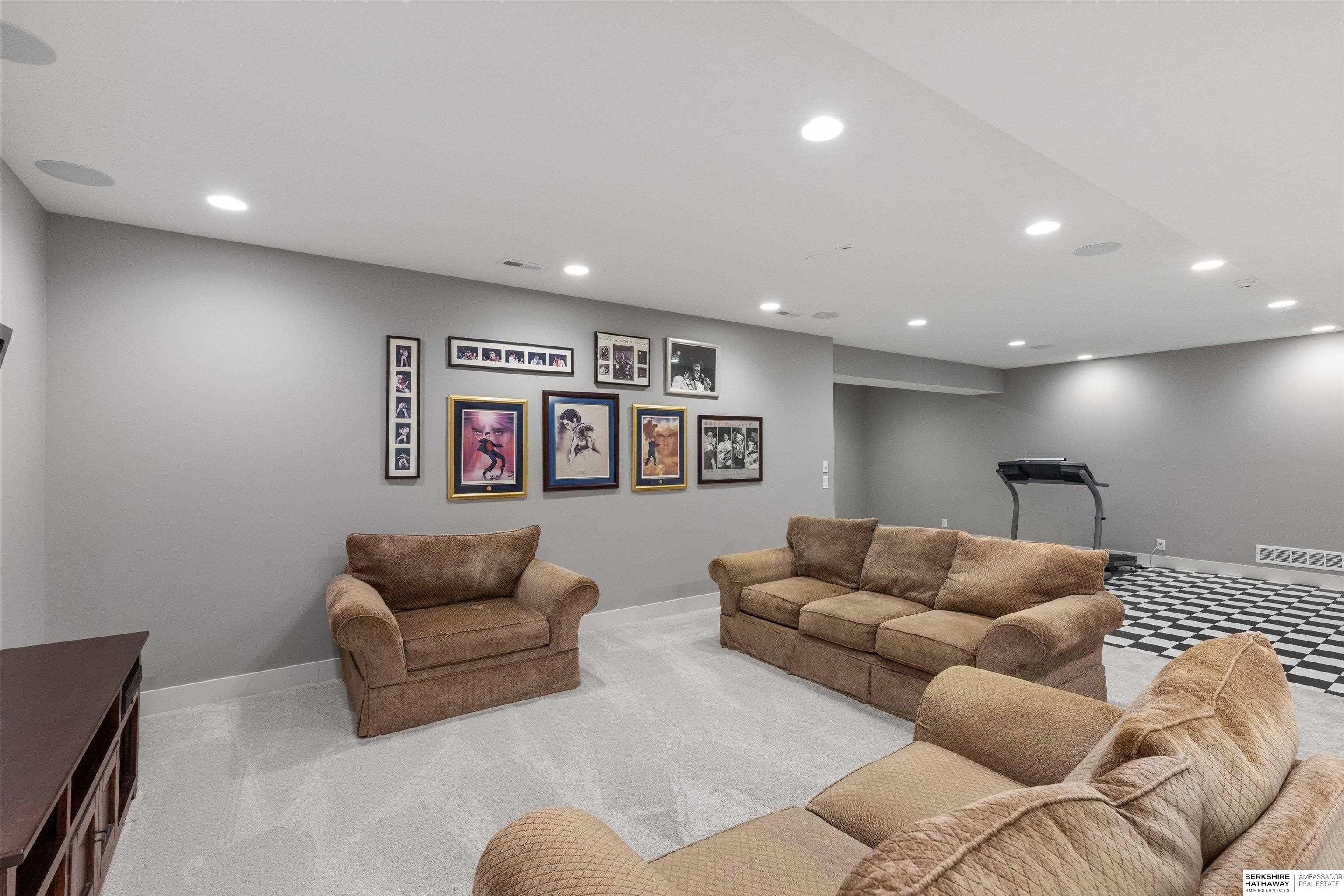 8026 N 279th Street, Valley, Nebraska image 31