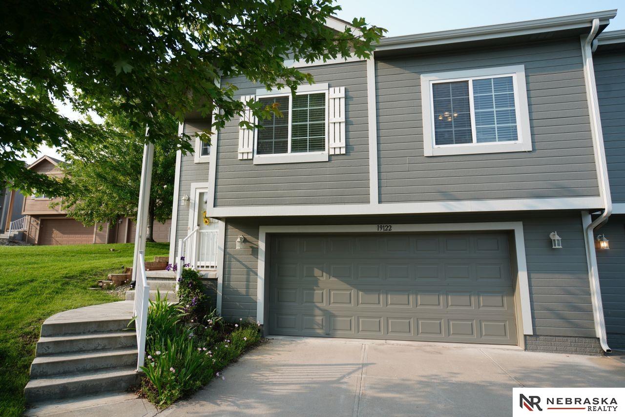 19122 Drexel Street, Omaha