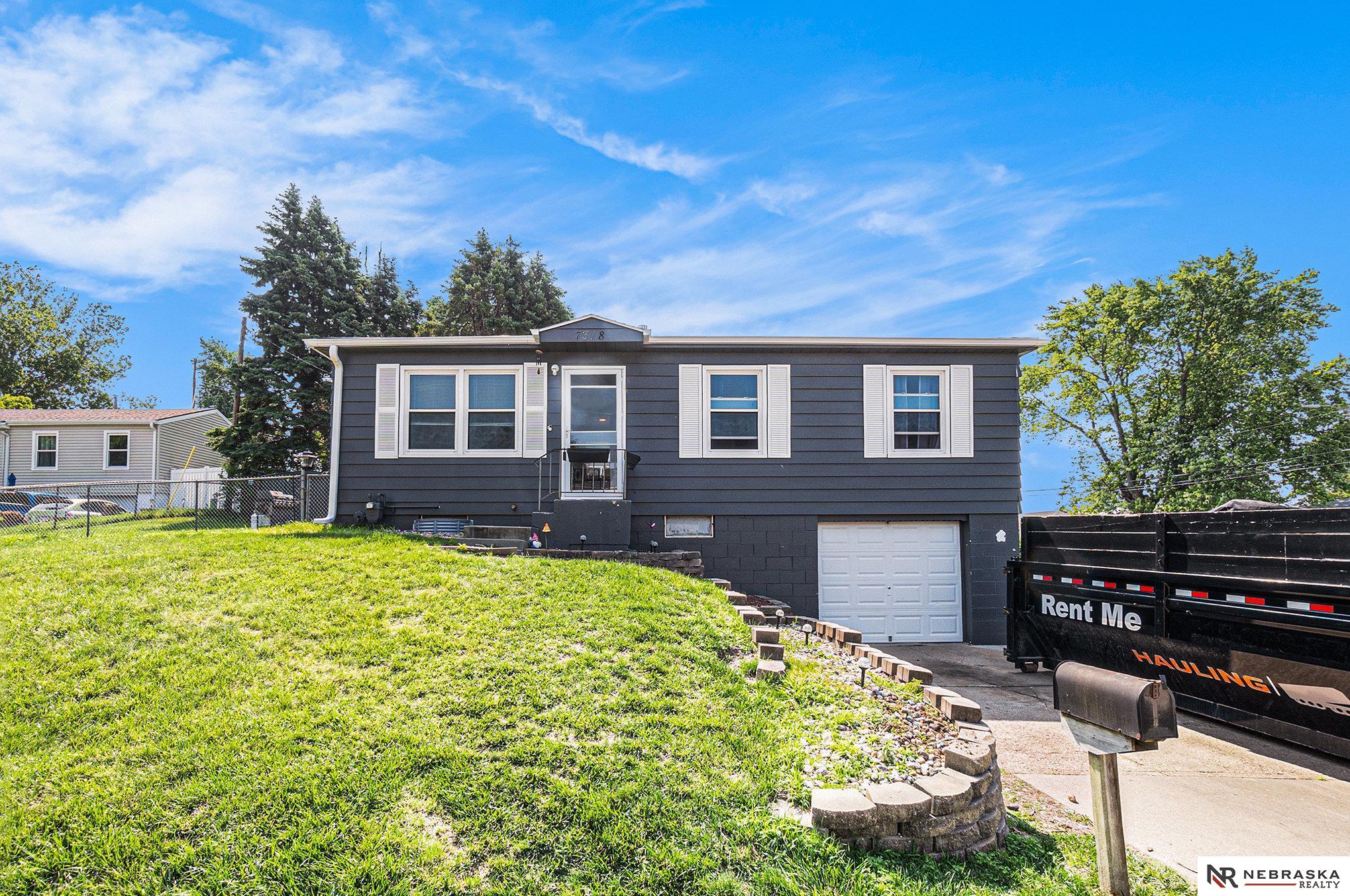 7318 Ira Court, La Vista