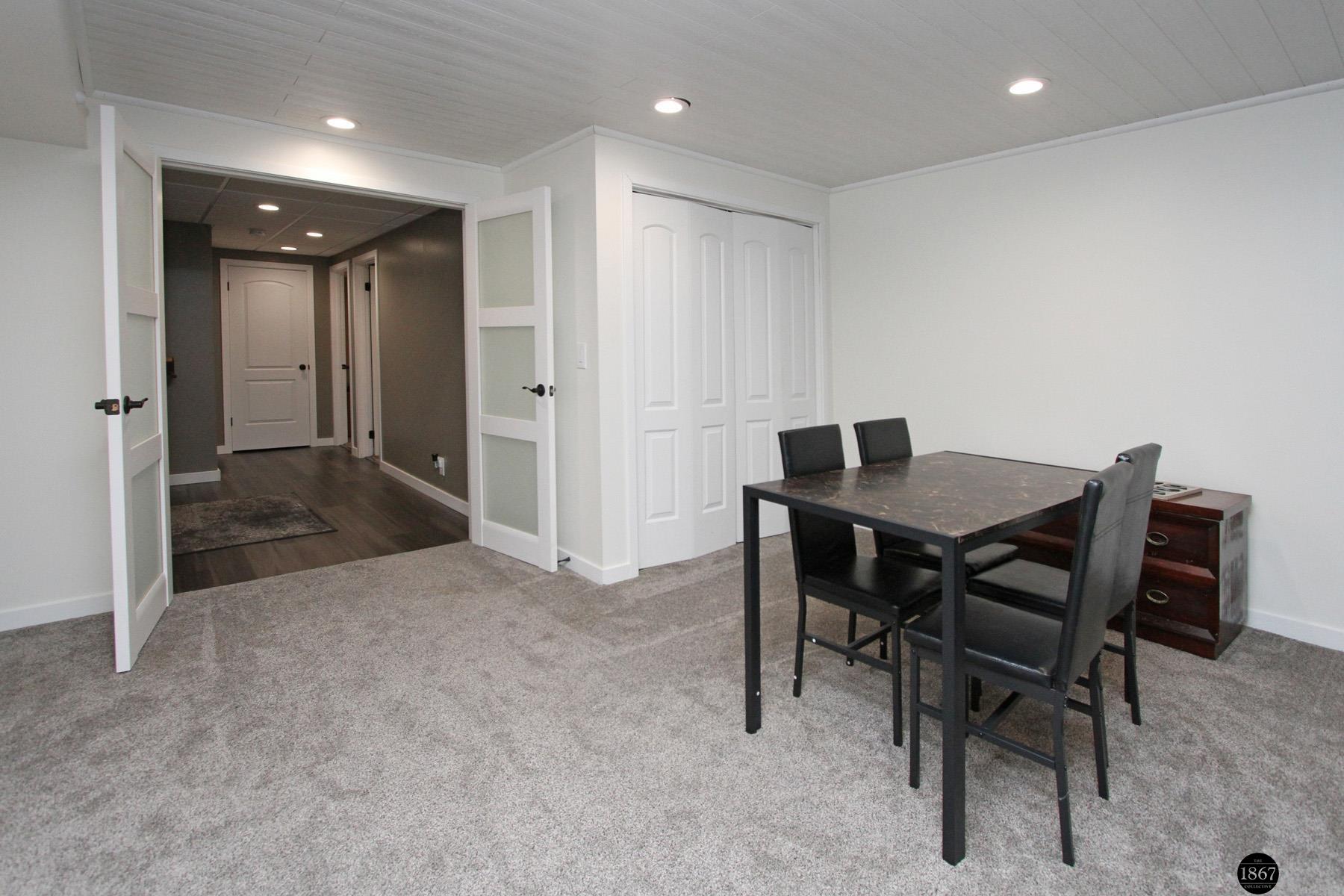 320 Woodland