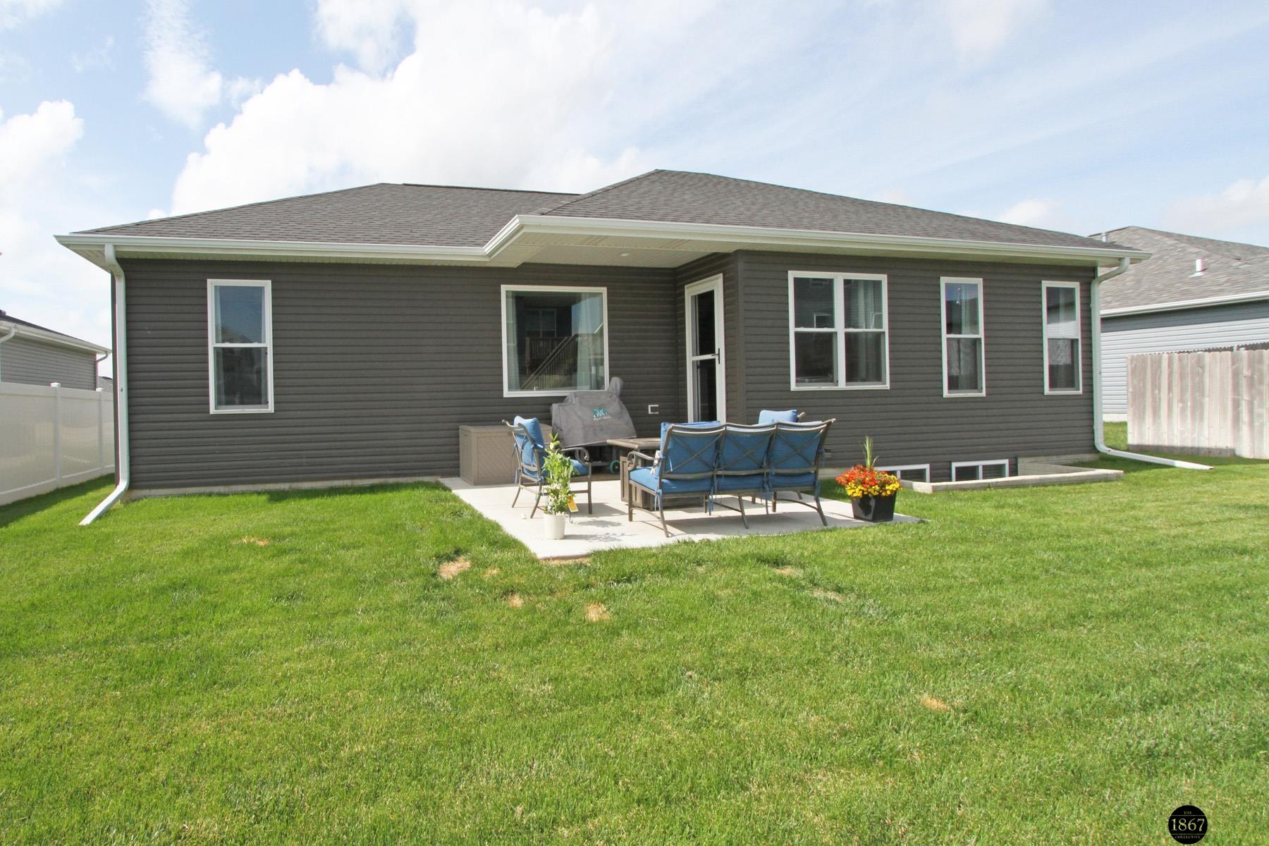 320 Woodland