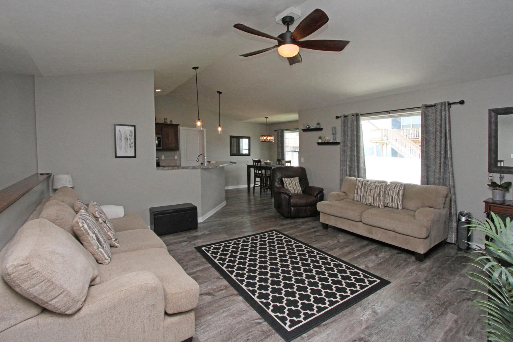320 Woodland