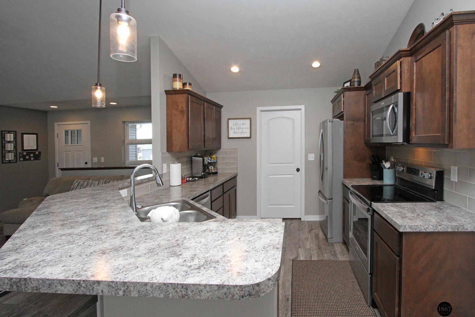 320 Woodland