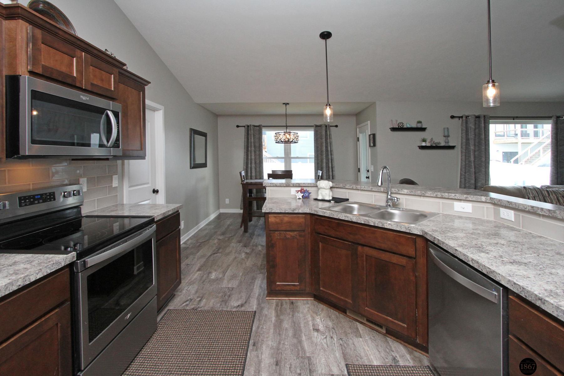 320 Woodland