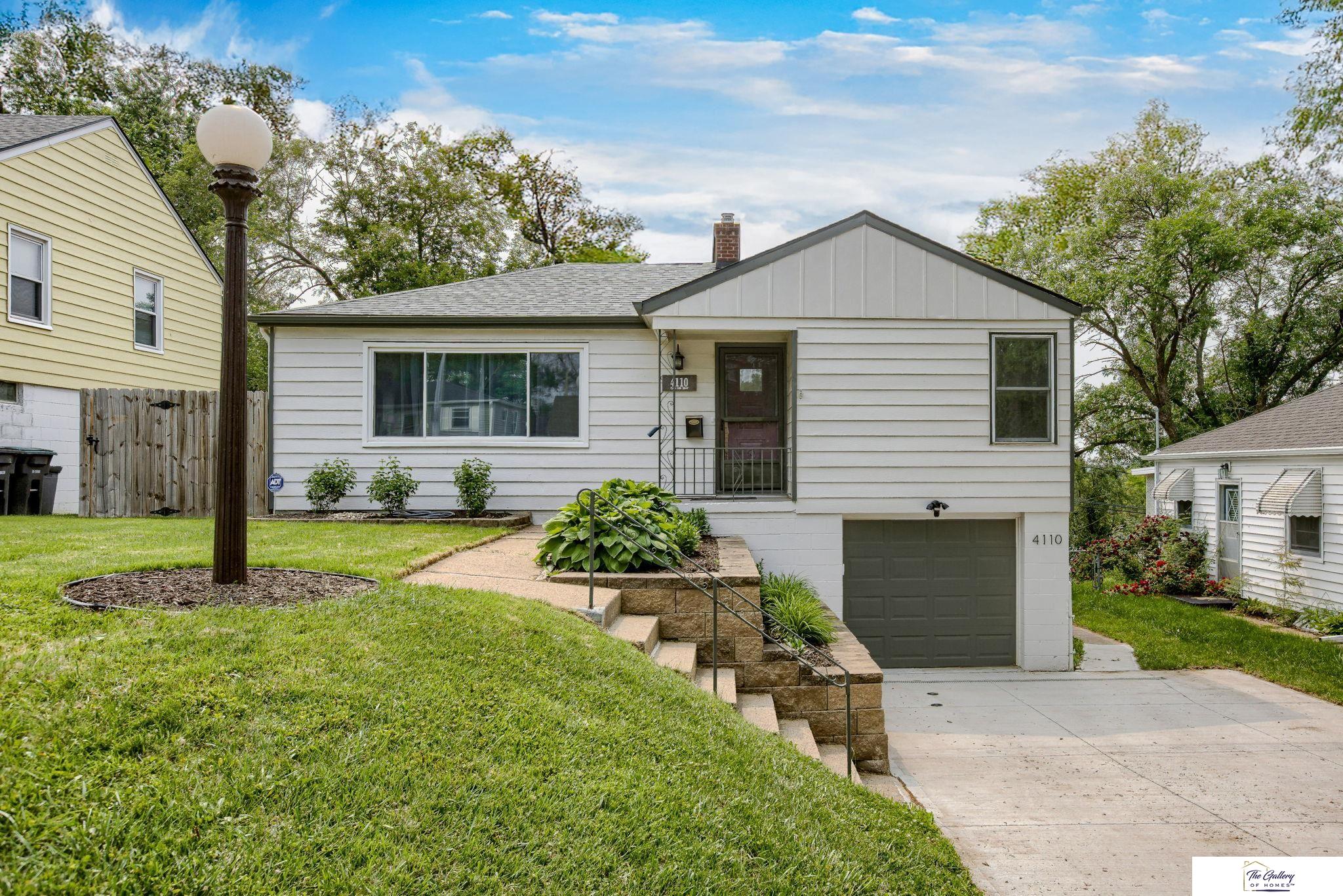 4110 N 54 Street, Omaha NE 68104