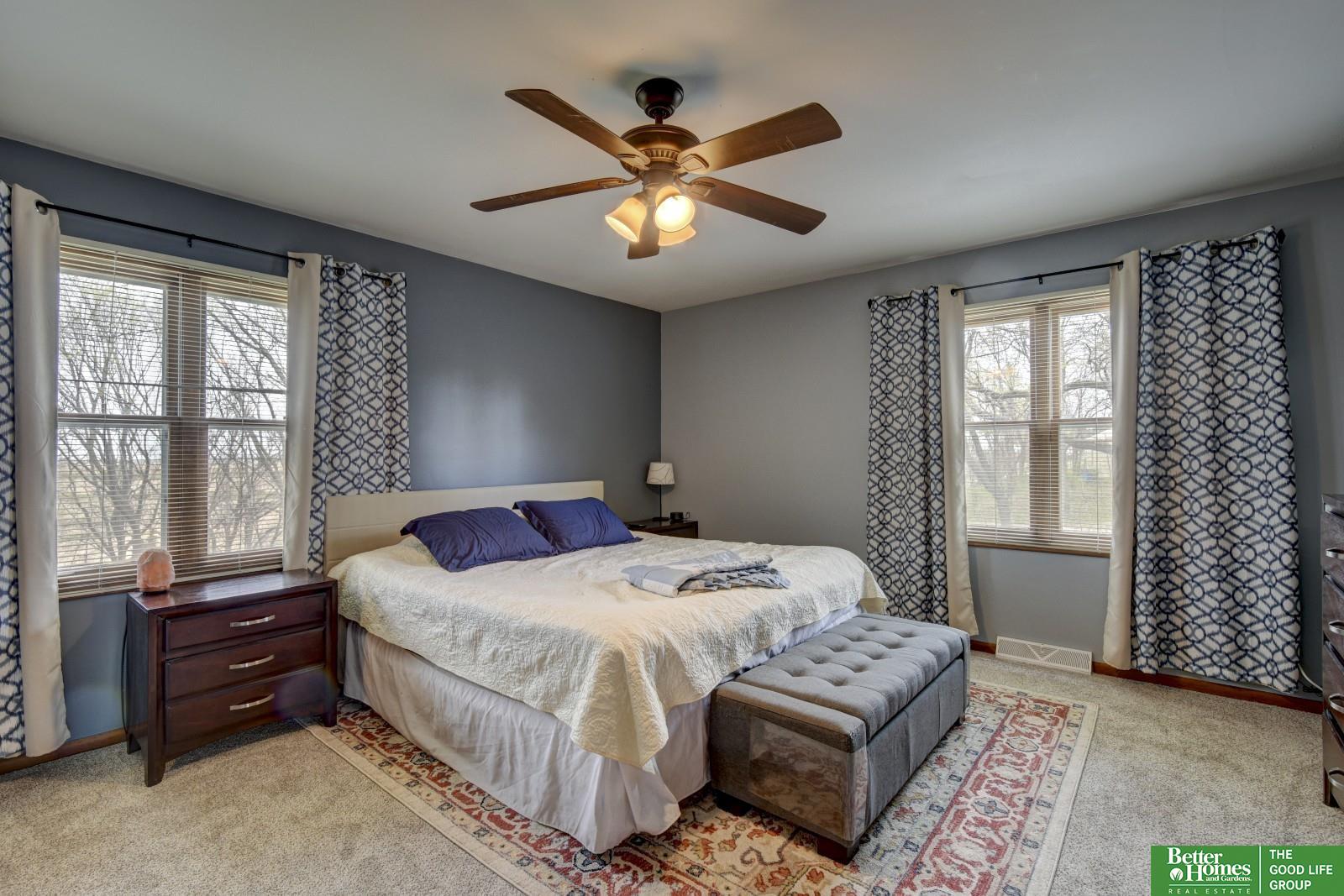 10032 Kings Drive, Omaha, Nebraska image 16