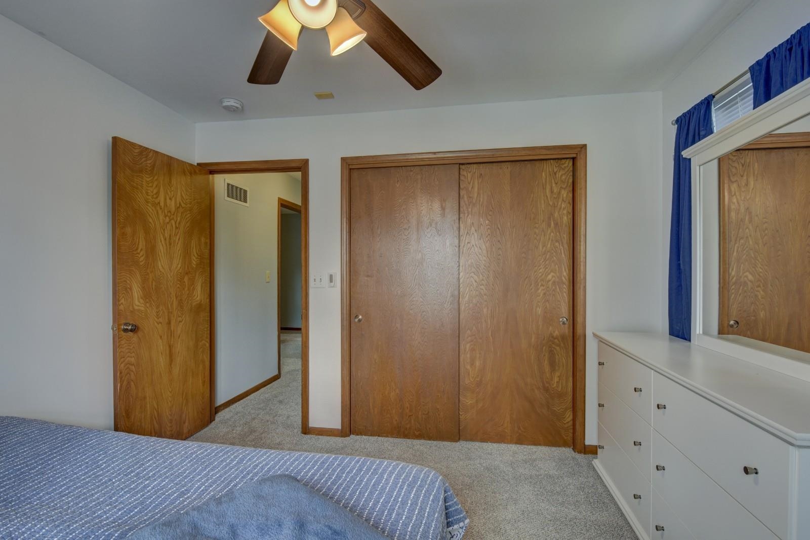10032 Kings Drive, Omaha, Nebraska image 22