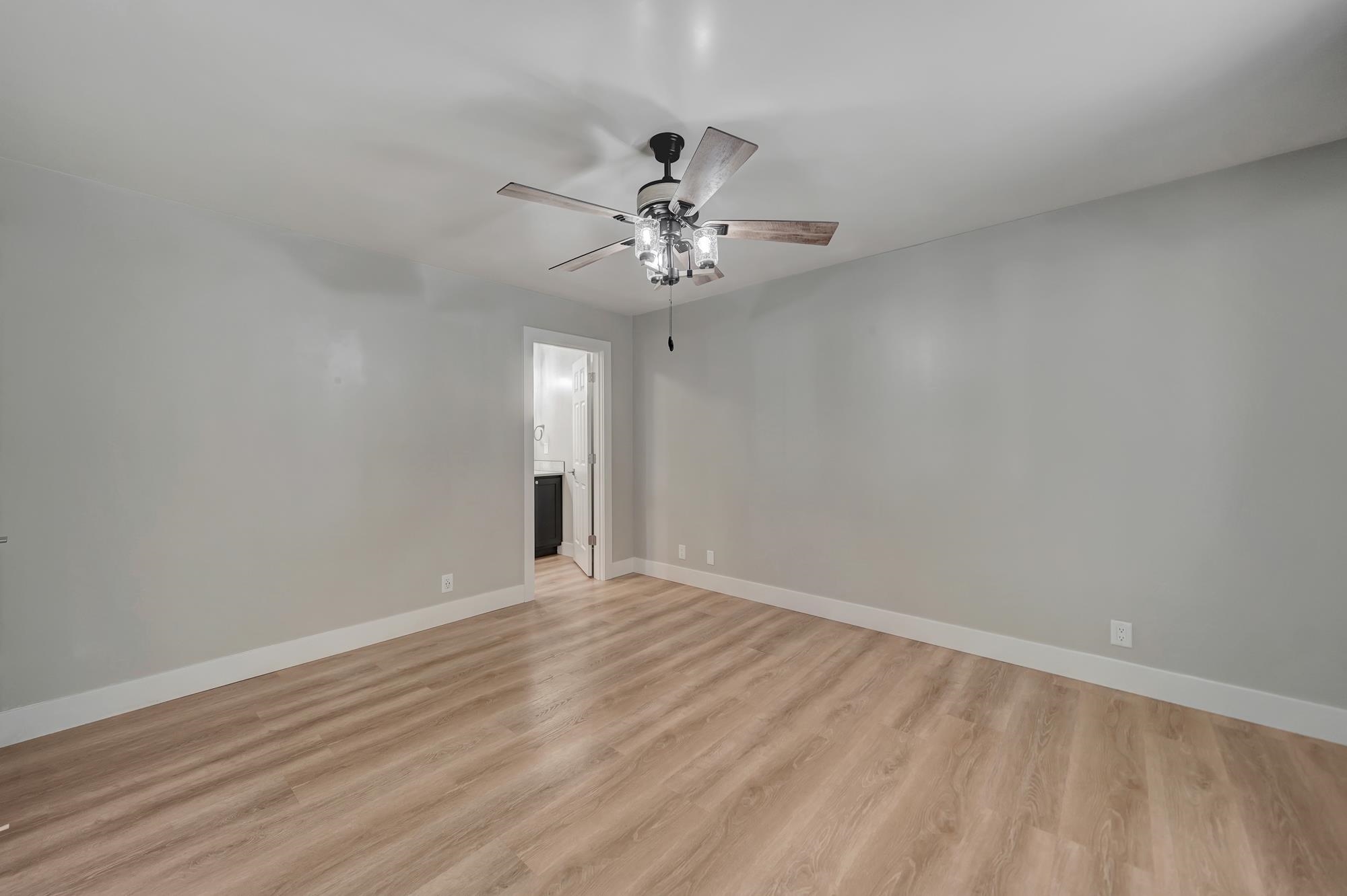 6041 Fleetwood Drive, Lincoln, Nebraska image 20