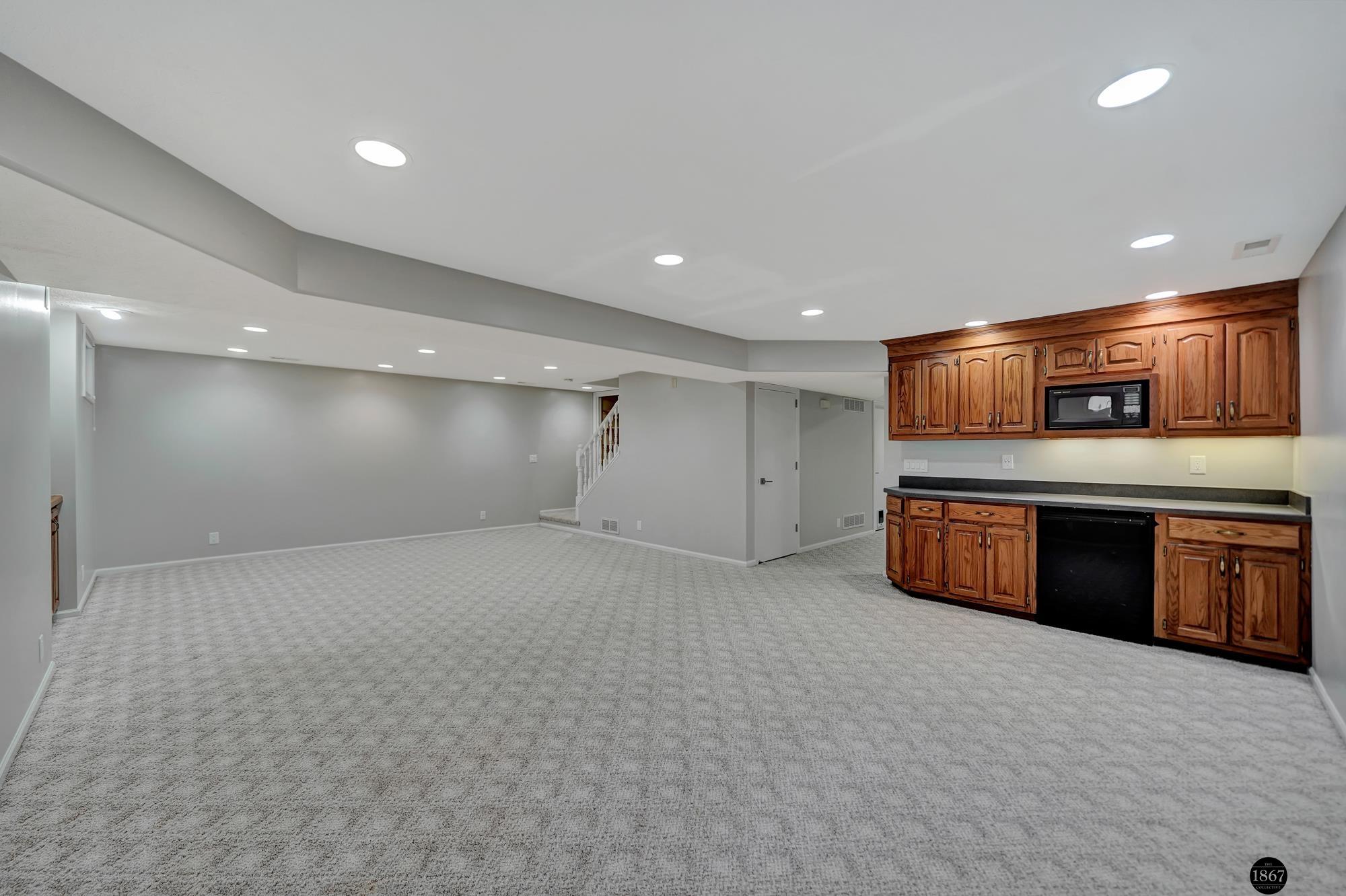 6041 Fleetwood Drive, Lincoln, Nebraska image 37