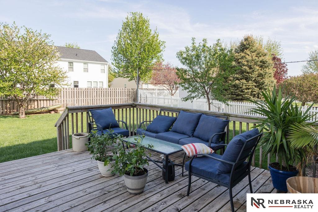 15929 Rosewater Parkway, Bennington, Nebraska image 35