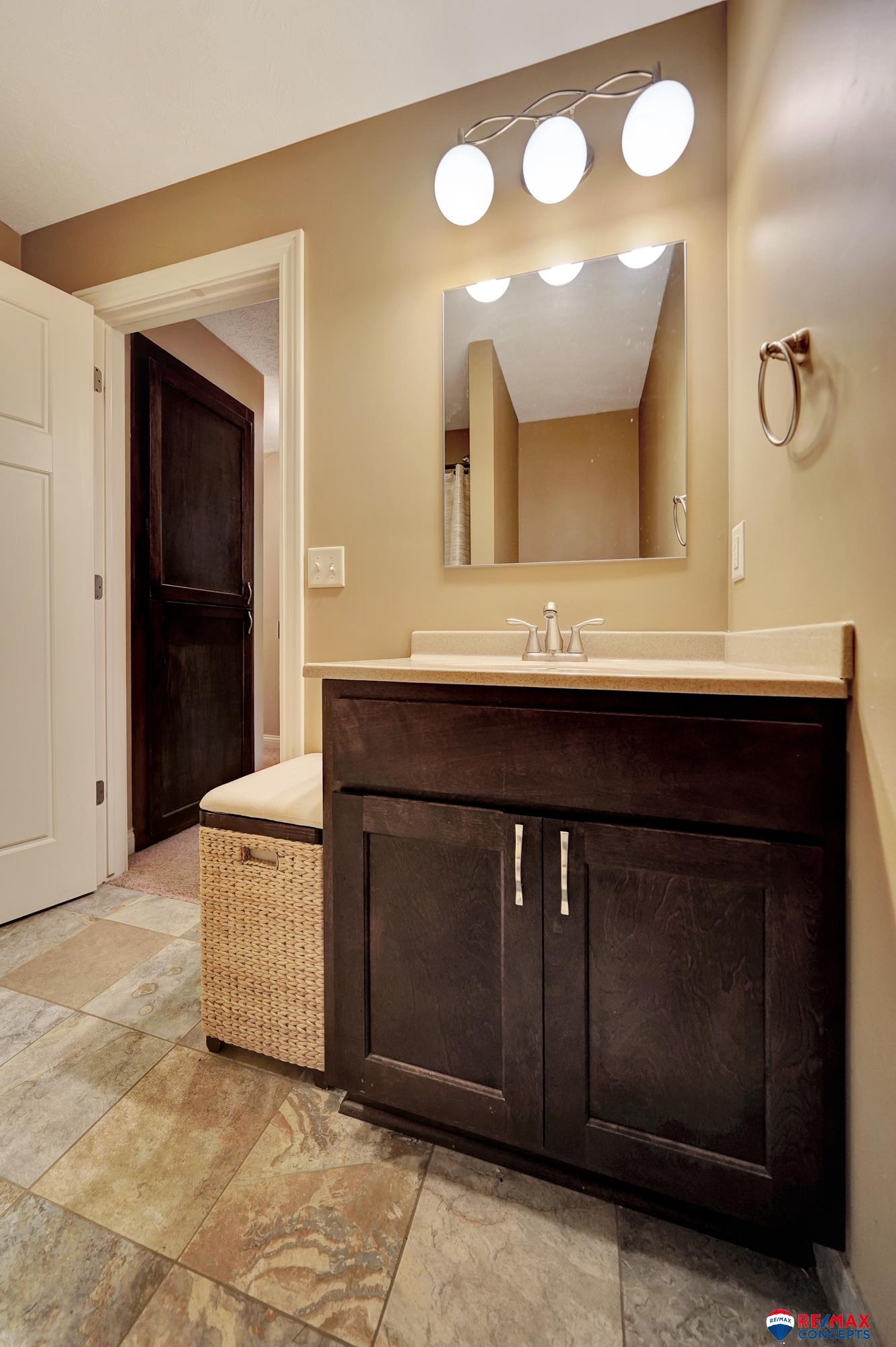 6609 Shenandoah Court, Lincoln, Nebraska image 18