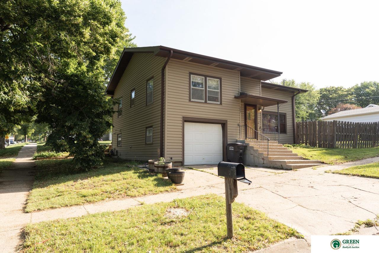 503 E 12th Street, York, Nebraska image 1