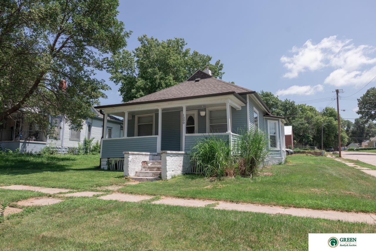 1300 N Burlington Avenue, York, Nebraska image 22
