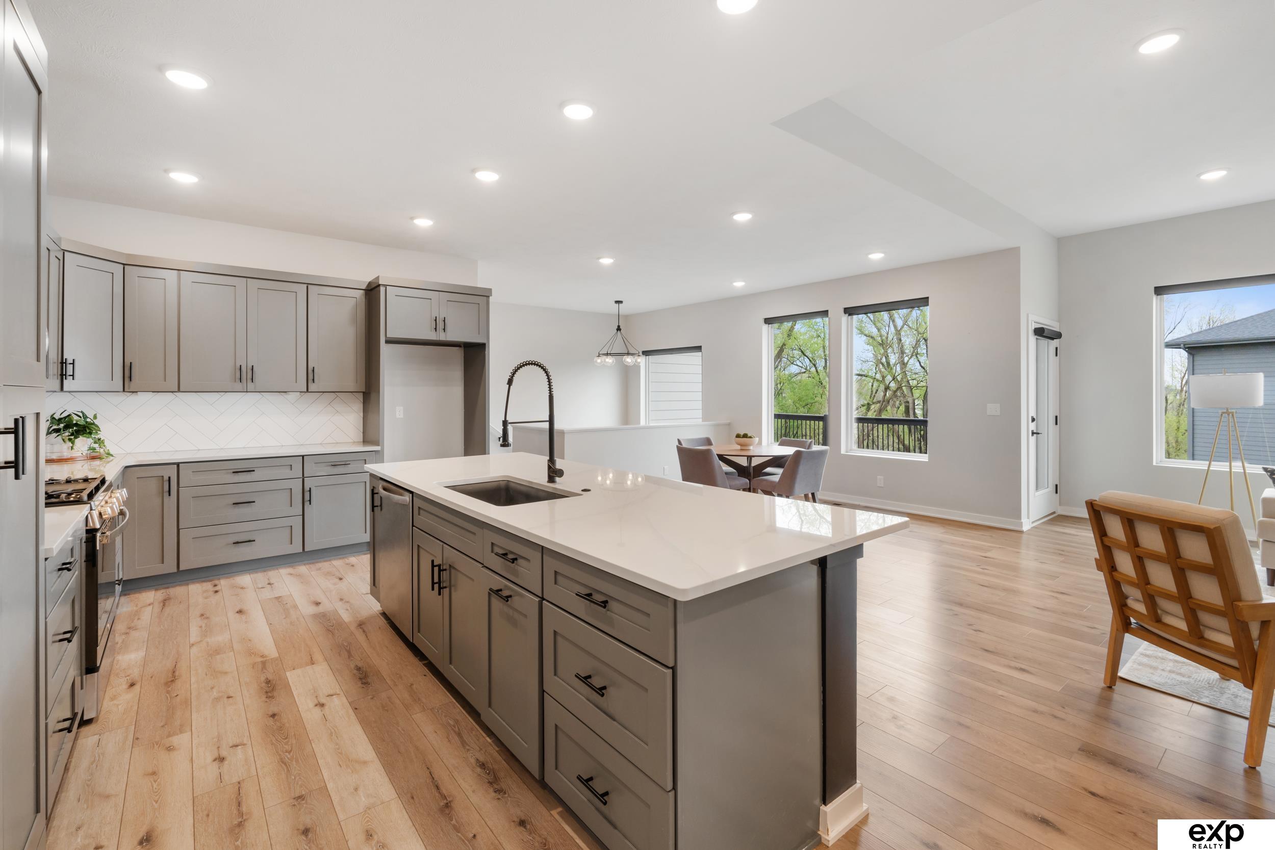 5701 N 208 Street, Elkhorn, Nebraska image 20