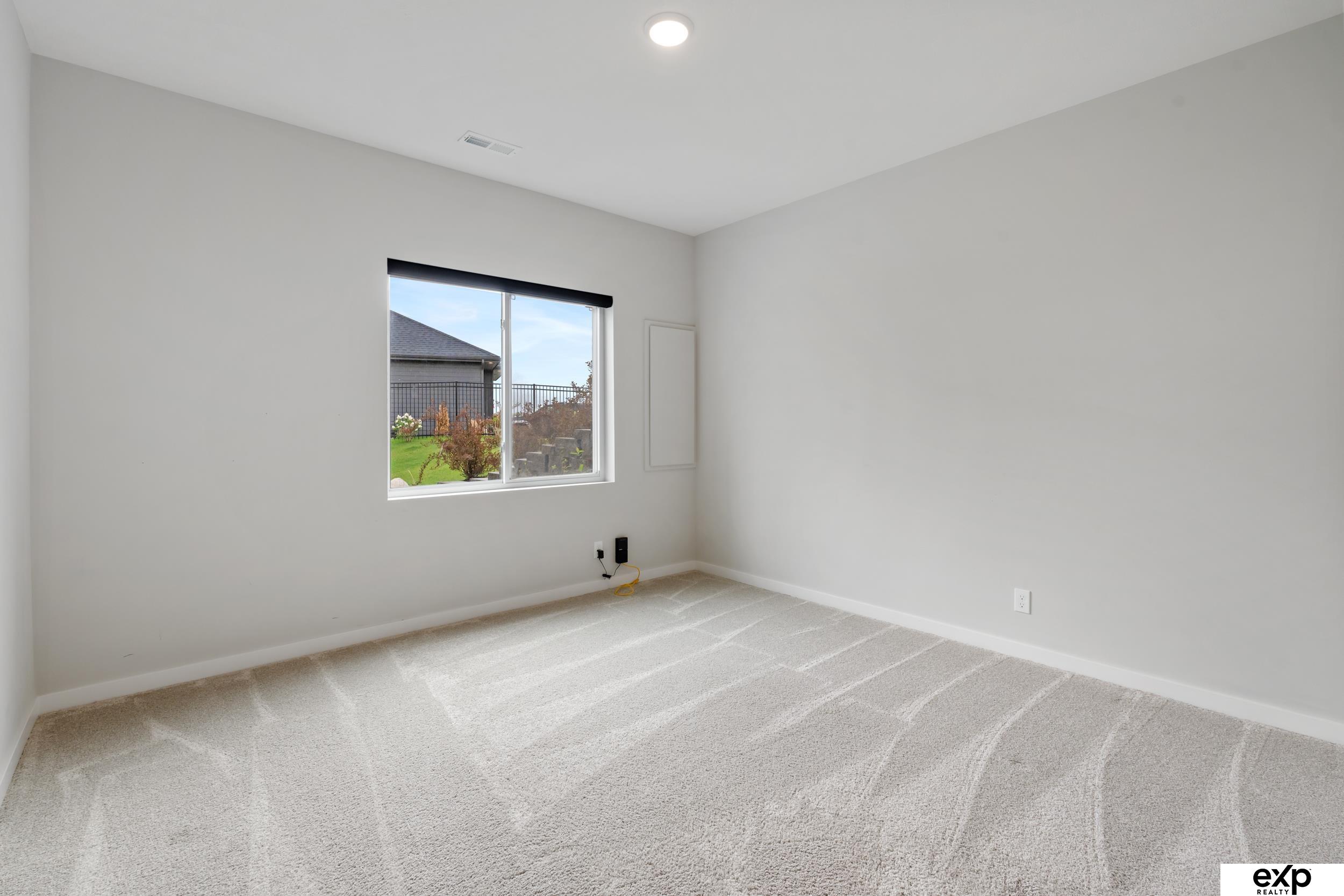 5701 N 208 Street, Elkhorn, Nebraska image 40