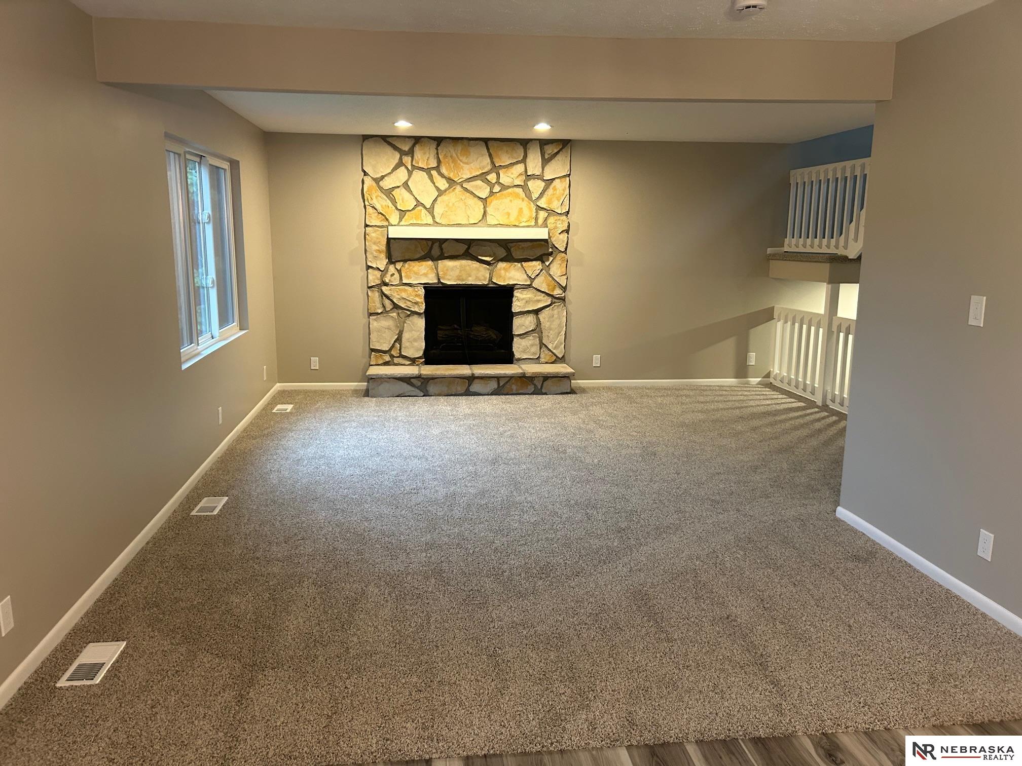 7155 N 81st Plaza, Omaha, Nebraska image 13