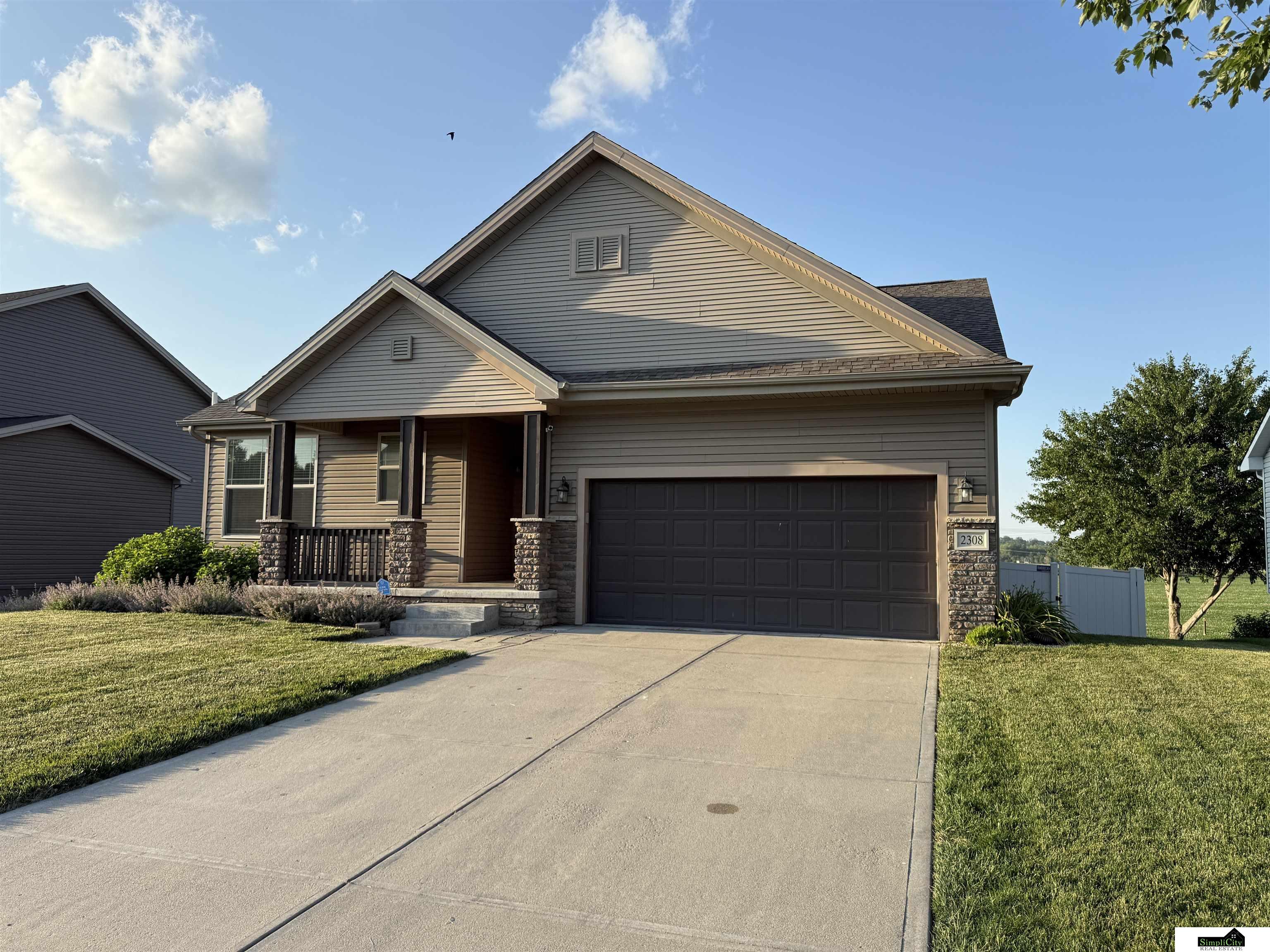 2308 Alexandra Road, Papillion, Nebraska image 1