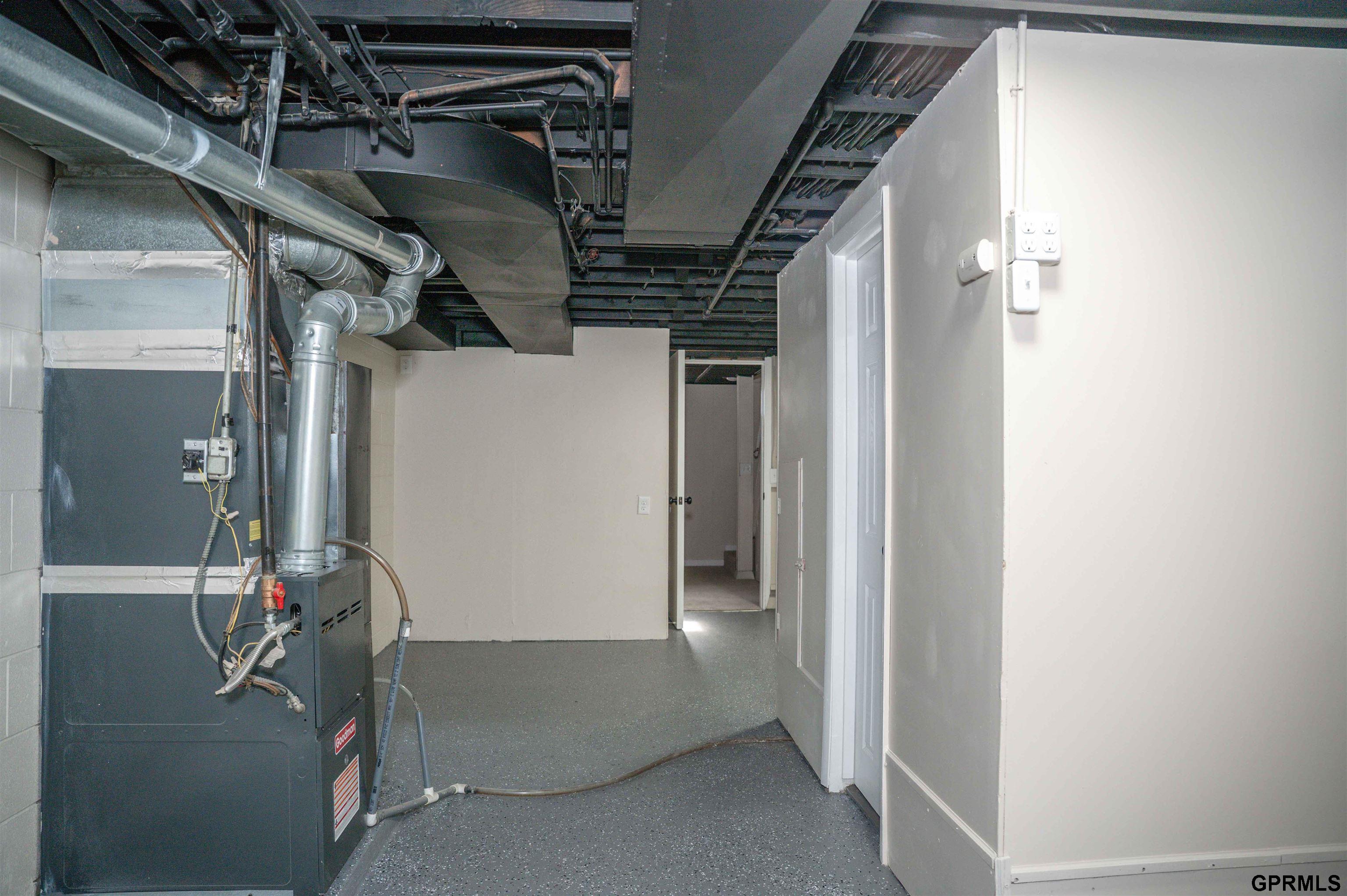 5410 Sumner Street, Lincoln, Nebraska image 36