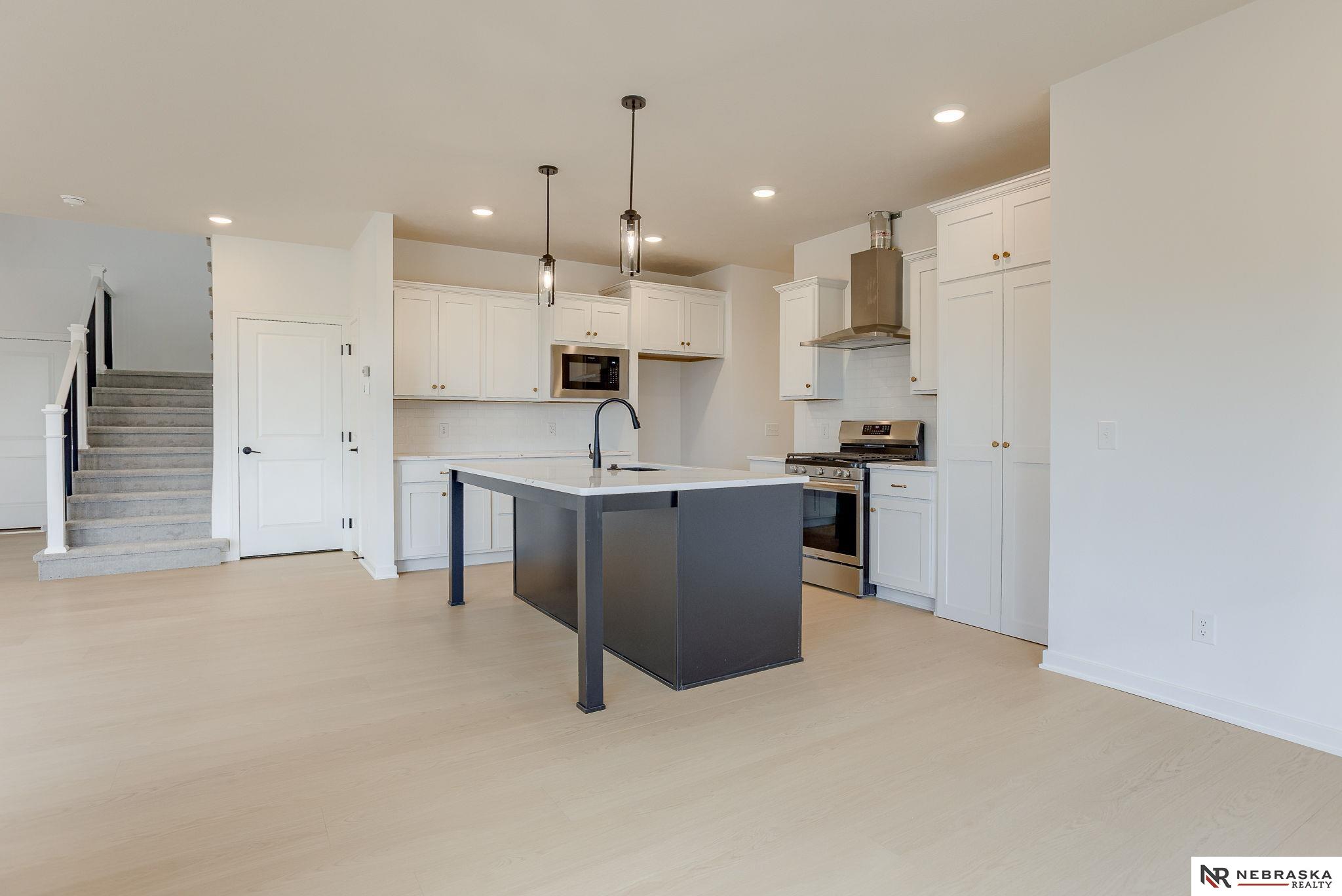 10903 Ranch Drive, Papillion, Nebraska image 12