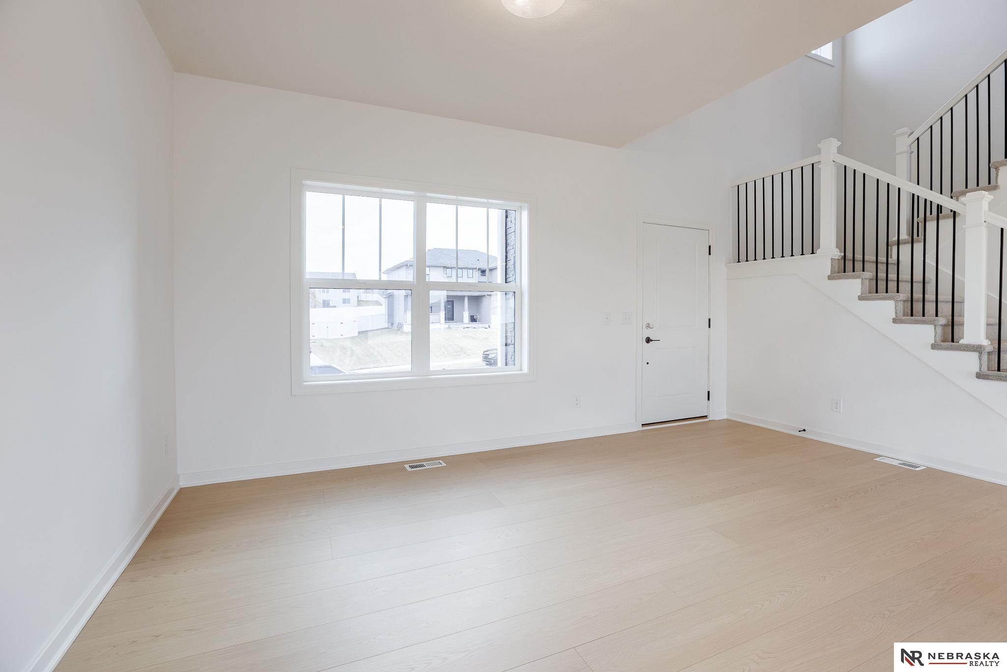 10903 Ranch Drive, Papillion, Nebraska image 3