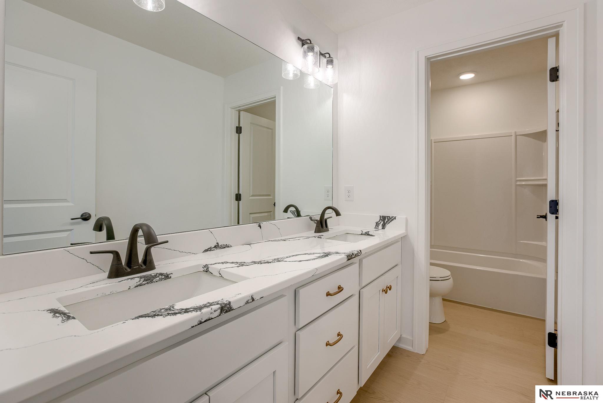 10903 Ranch Drive, Papillion, Nebraska image 28