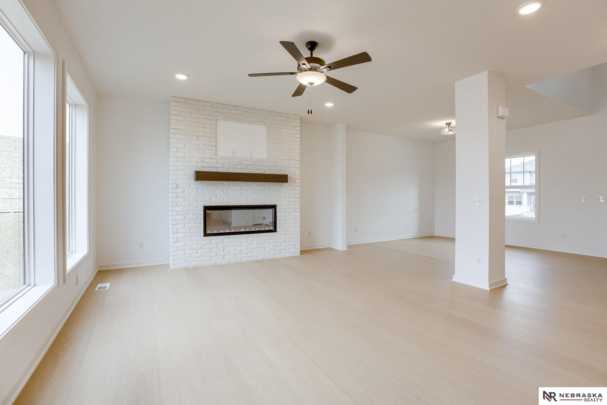 10903 Ranch Drive, Papillion, Nebraska image 4