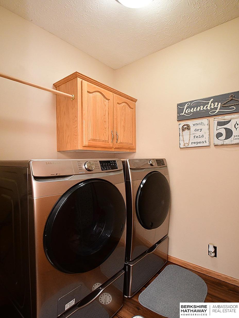 8215 S 107 Street, La Vista, Nebraska image 14