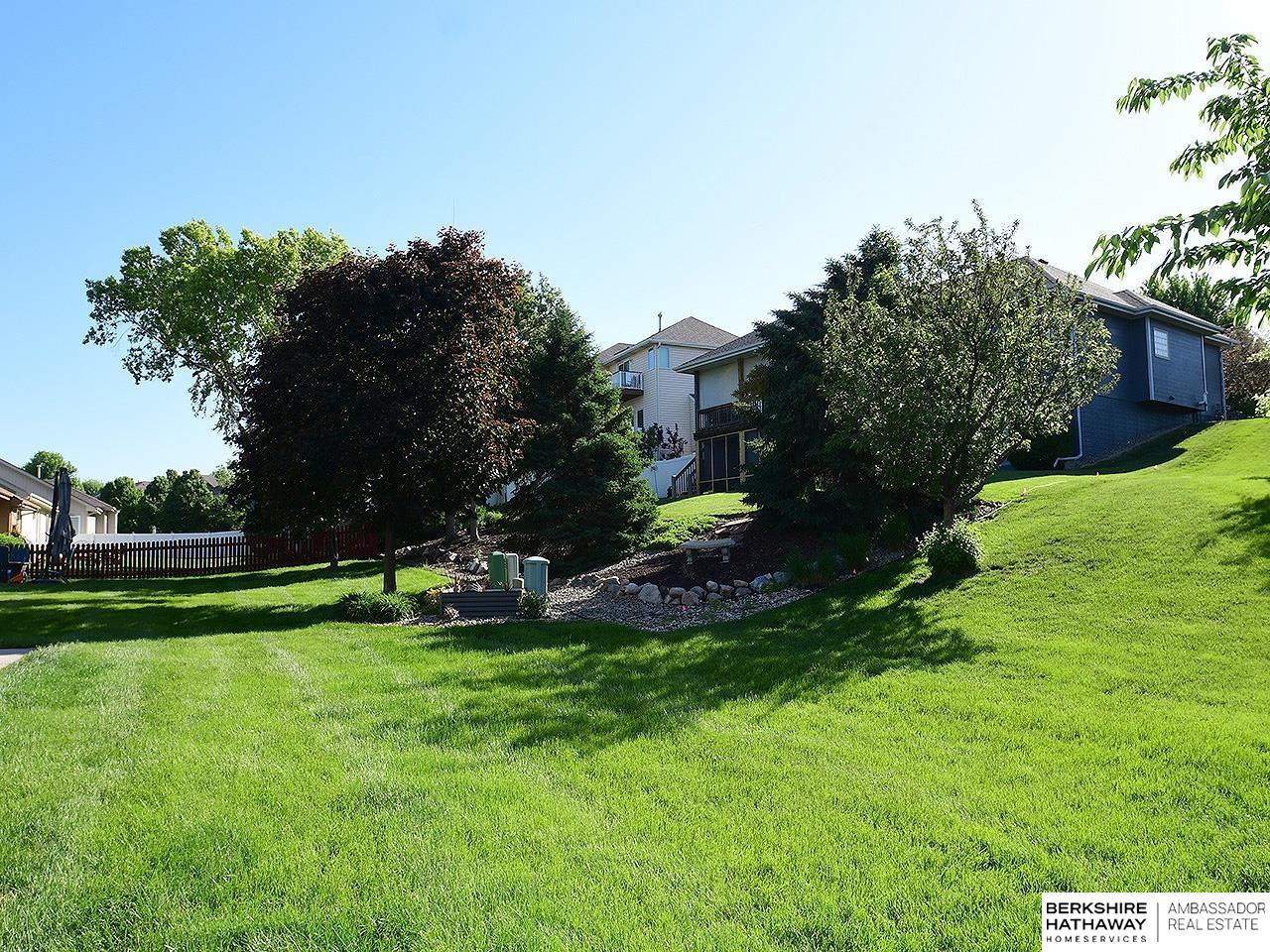 8215 S 107 Street, La Vista, Nebraska image 31