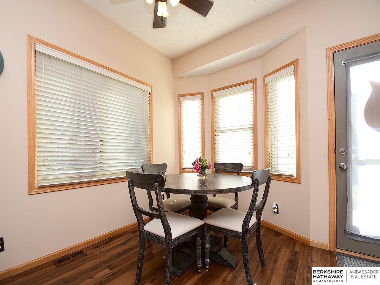 8215 S 107 Street, La Vista, Nebraska image 10