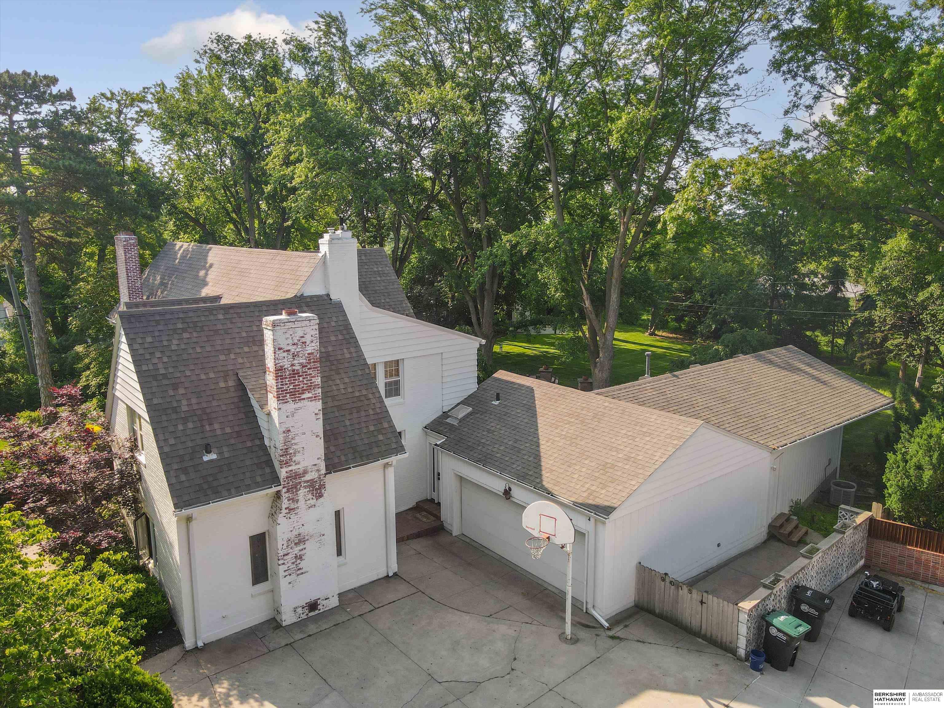 9015 Hickory Street, Omaha, Nebraska image 11