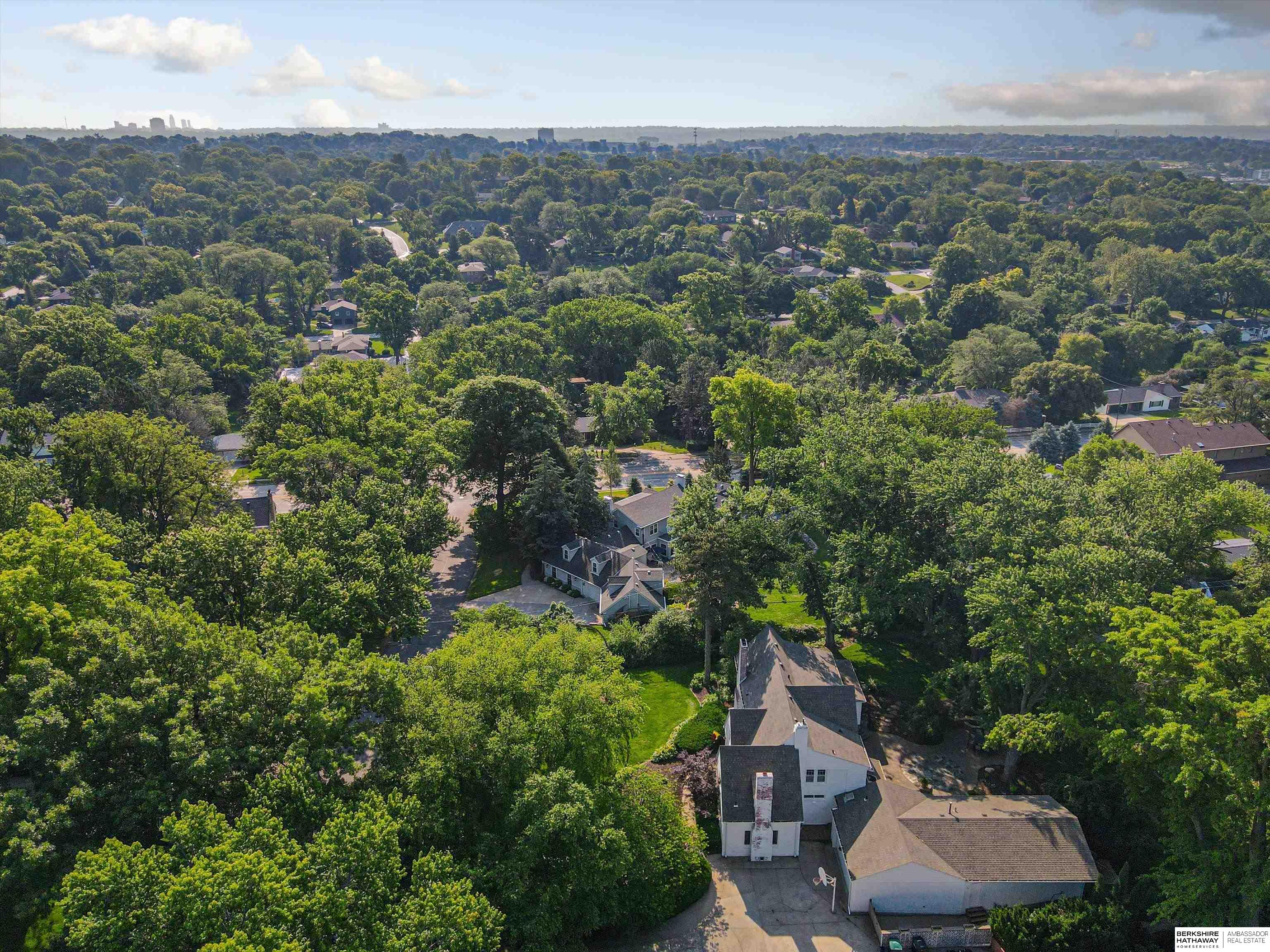9015 Hickory Street, Omaha, Nebraska image 15