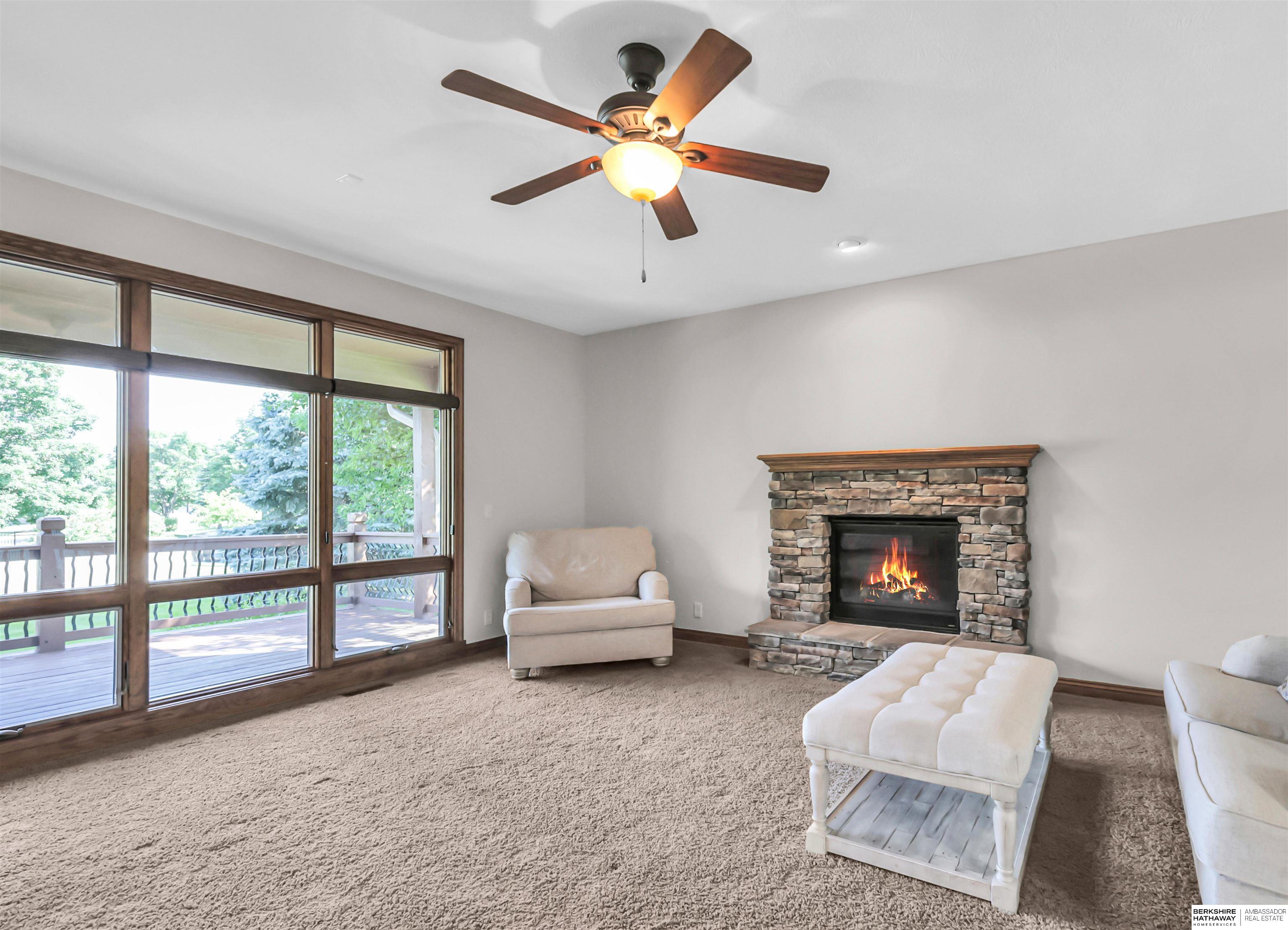 10149 Edward Street, La Vista, Nebraska image 33