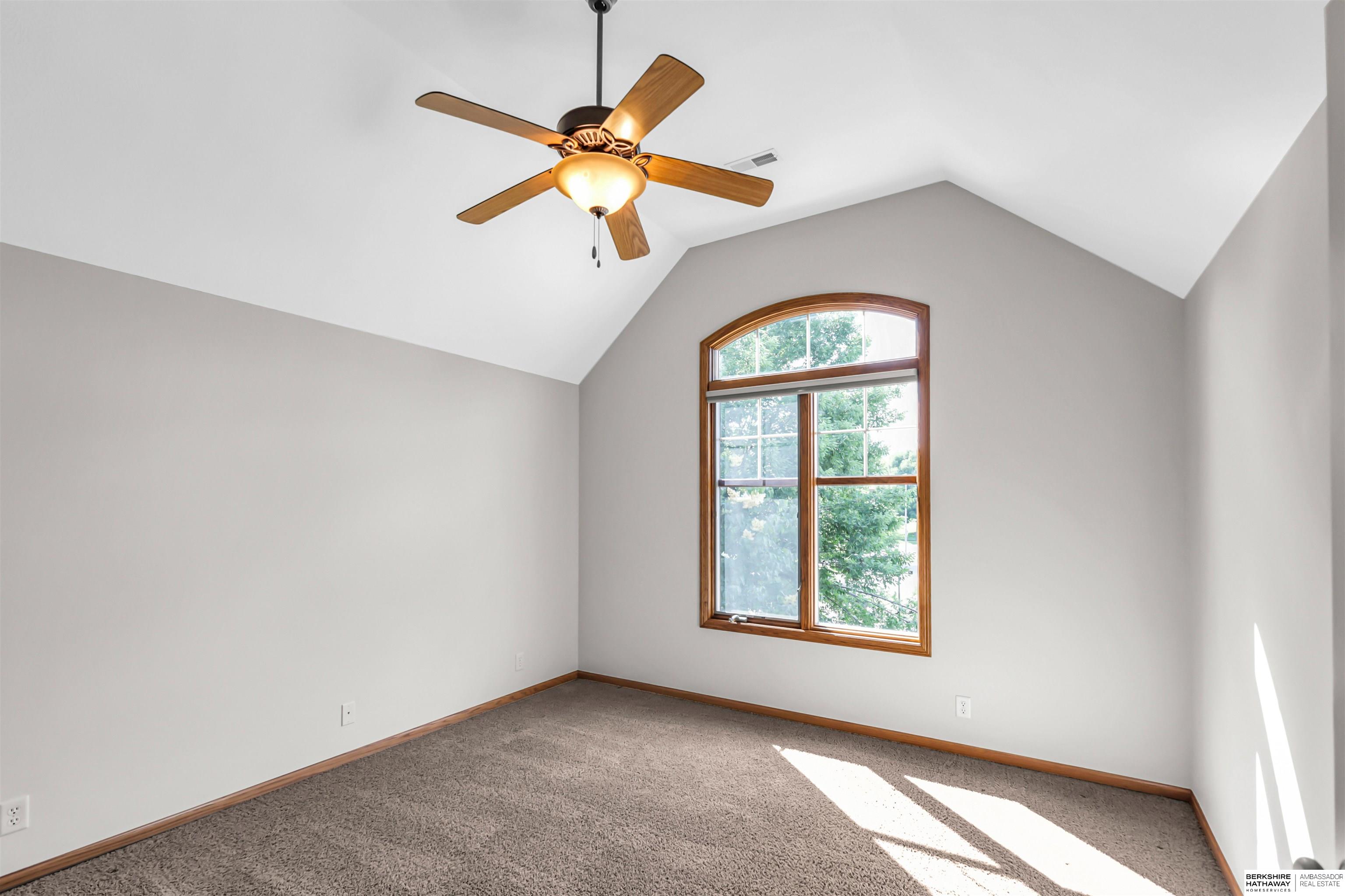 10149 Edward Street, La Vista, Nebraska image 39