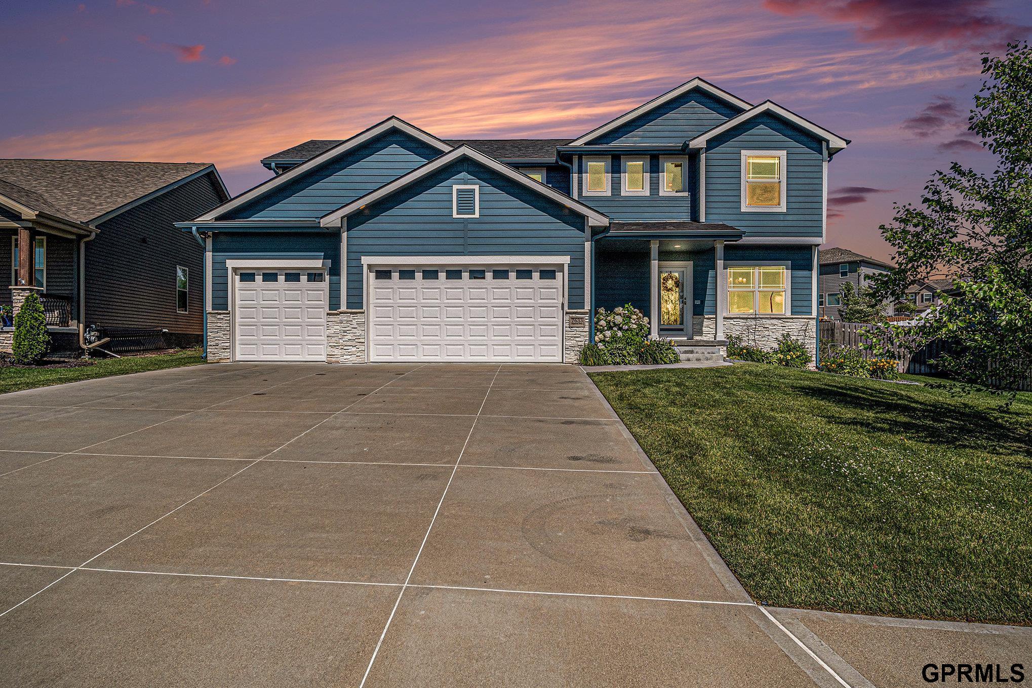 7633 Kilpatrick Parkway, Bennington, Nebraska image 1