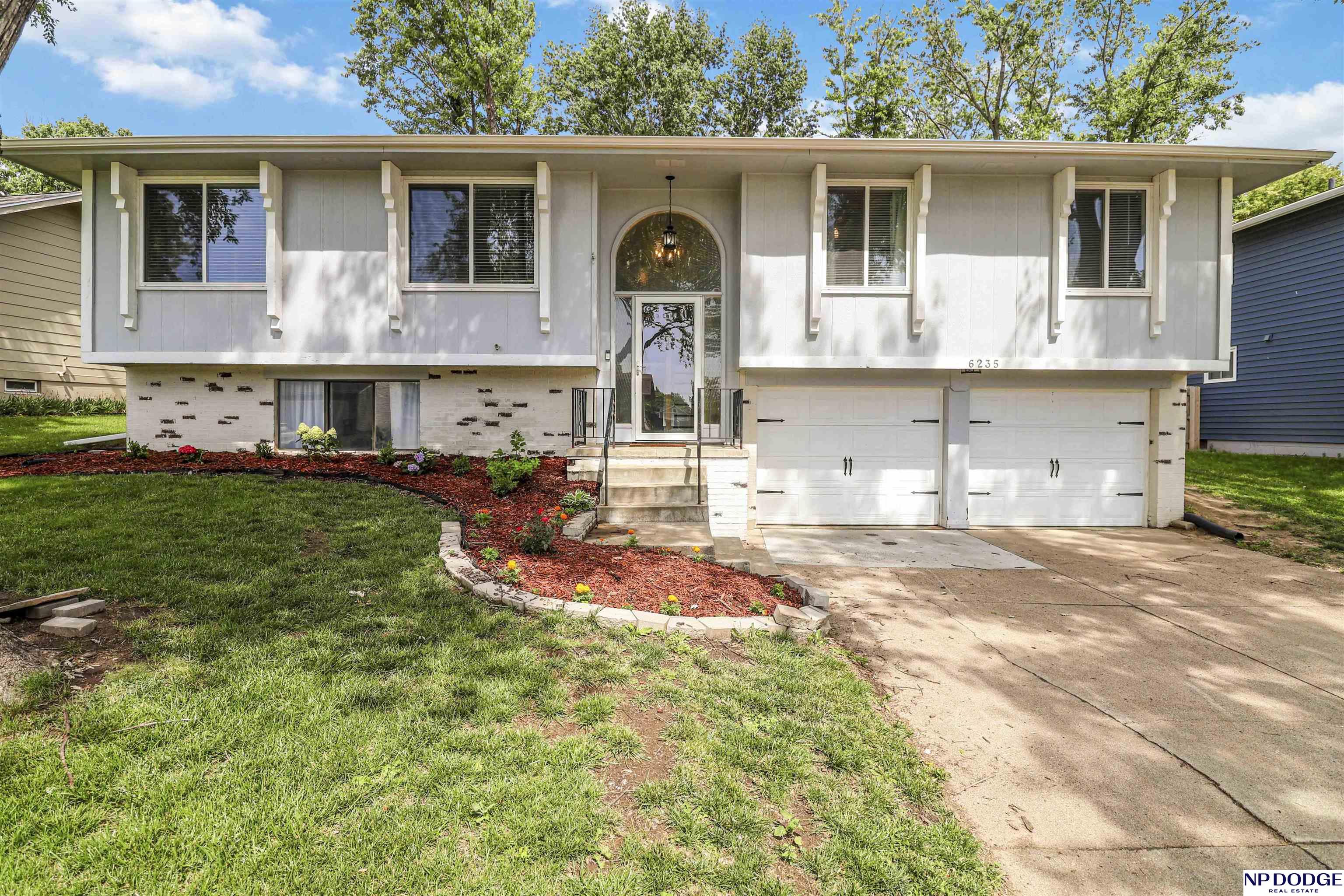 6235 S 150 Street, Omaha, Nebraska image 1