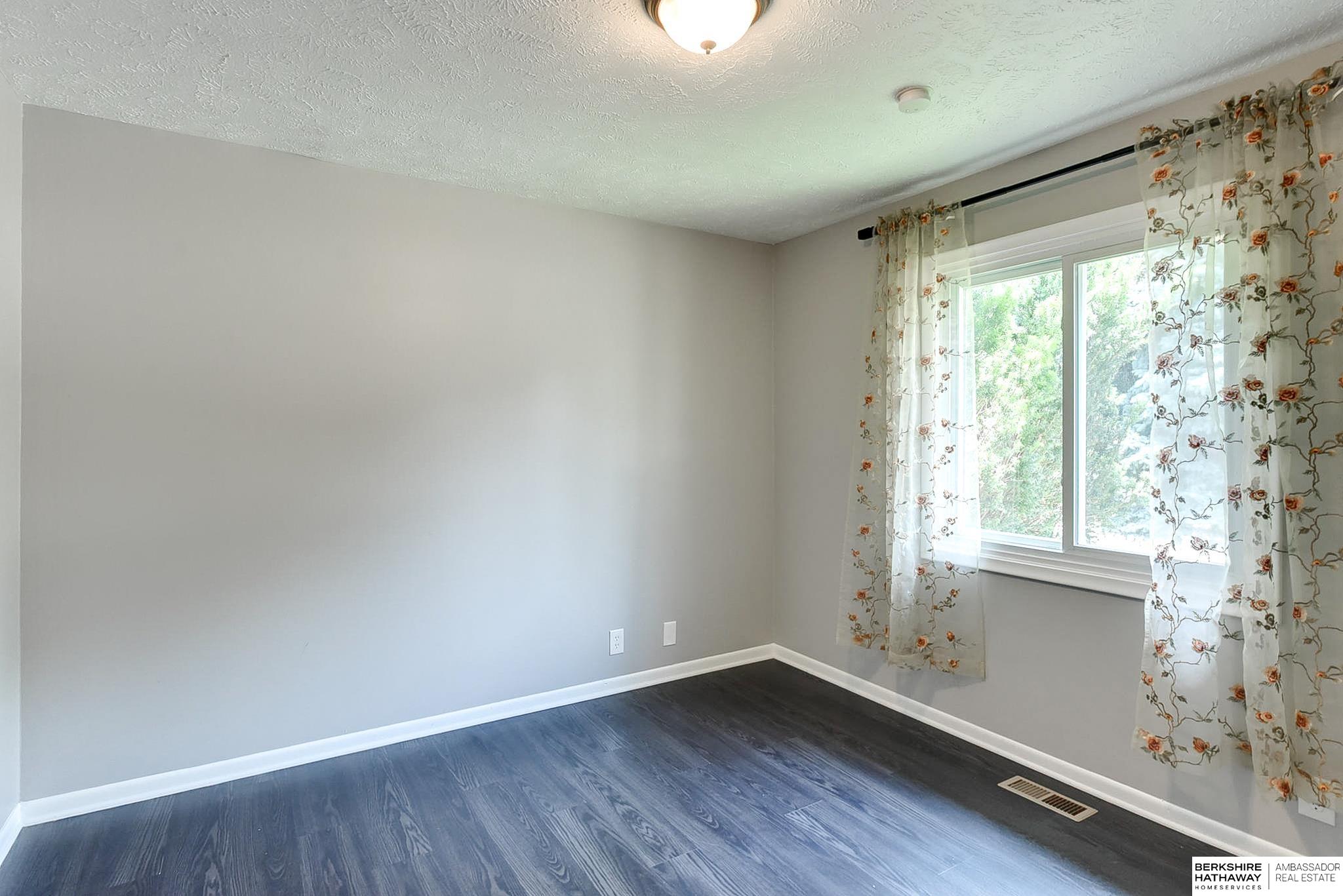 5023 N 96 Street, Omaha, Nebraska image 23