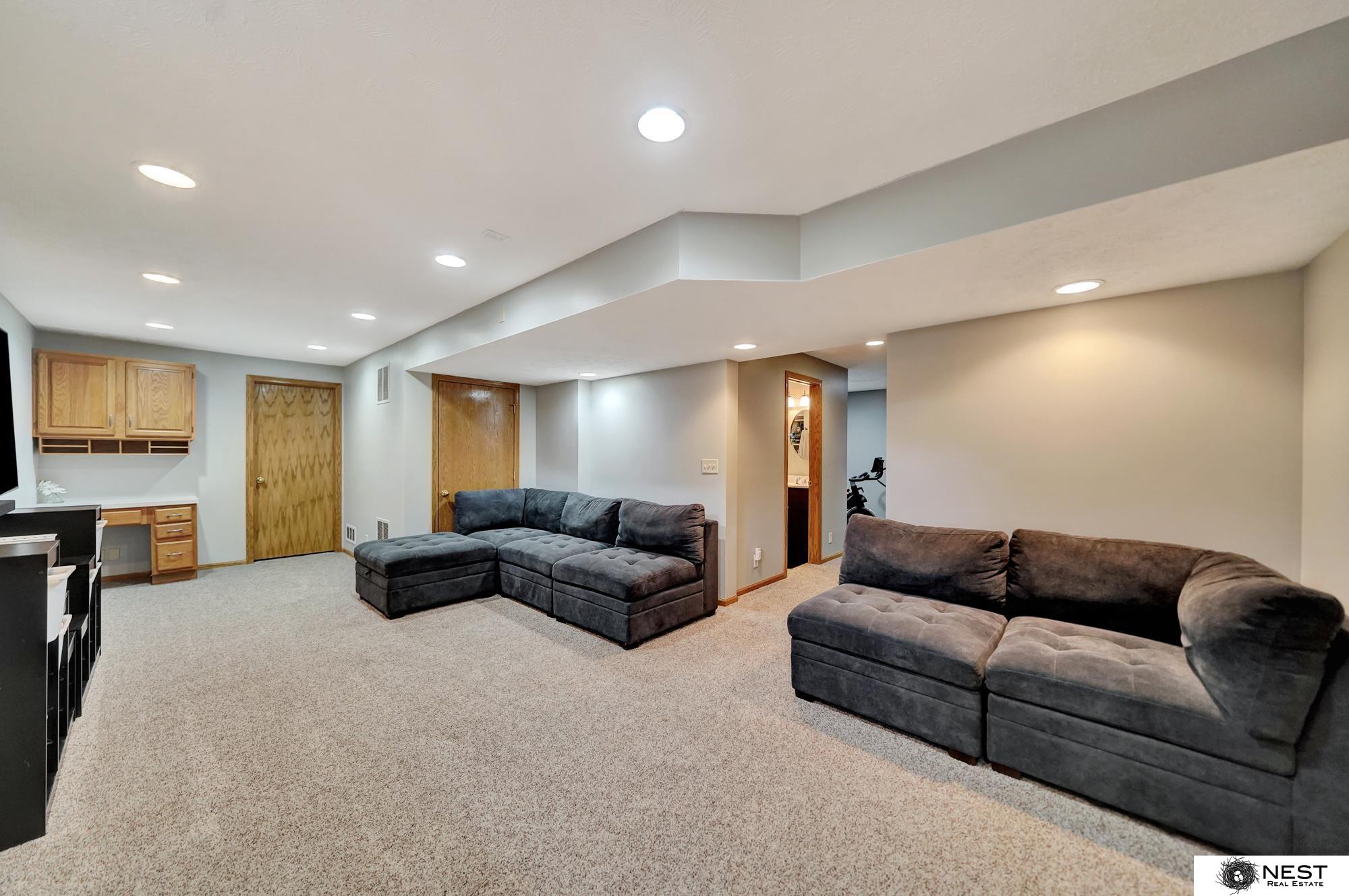 4444 Browning Place, Lincoln, Nebraska image 43