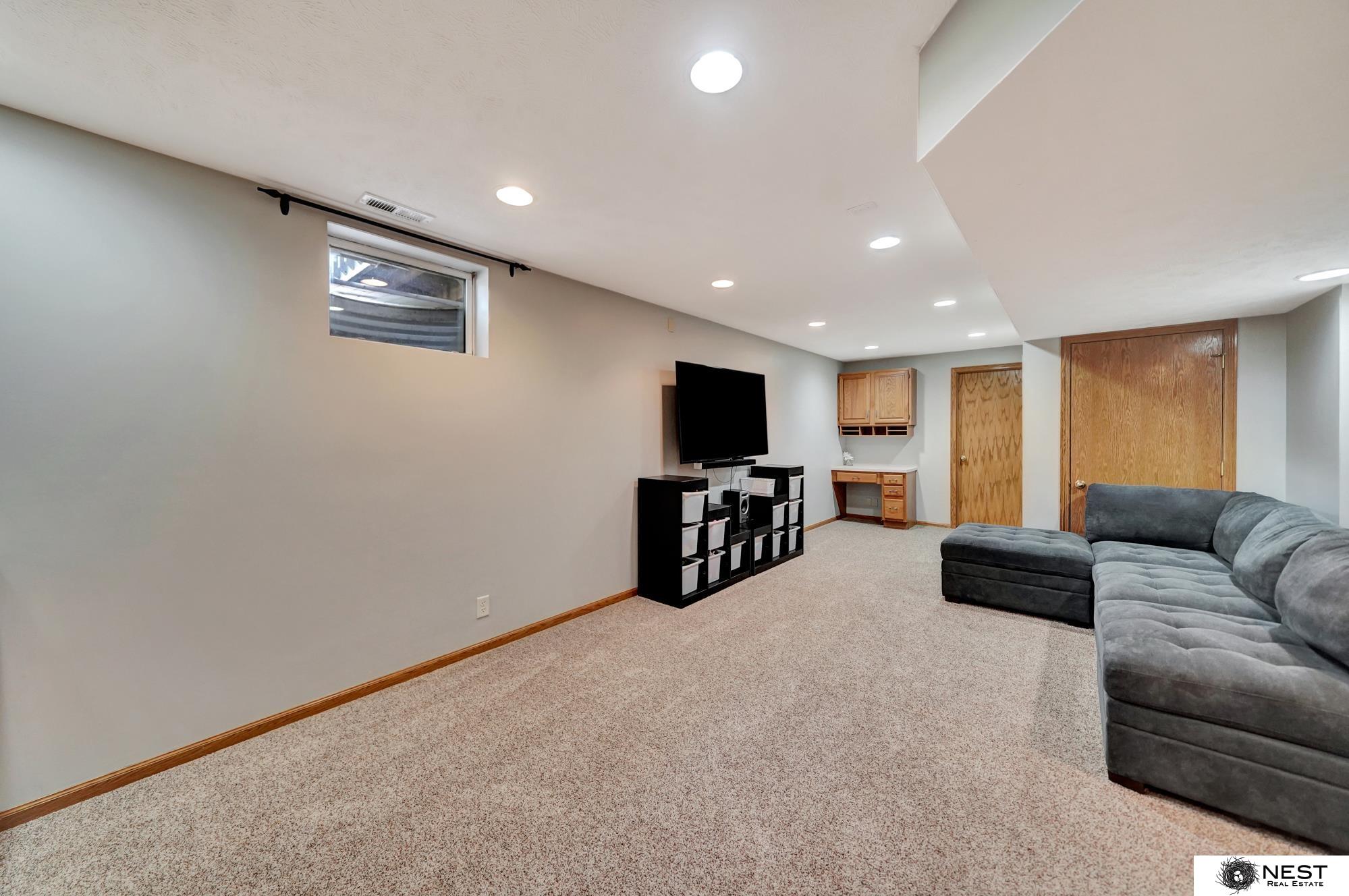 4444 Browning Place, Lincoln, Nebraska image 44