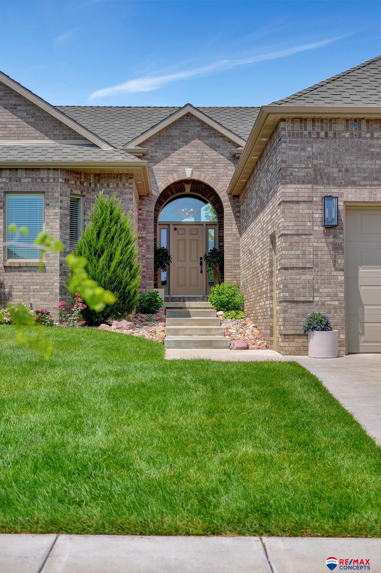 2404 Rokeby Road, Lincoln, Nebraska image 1