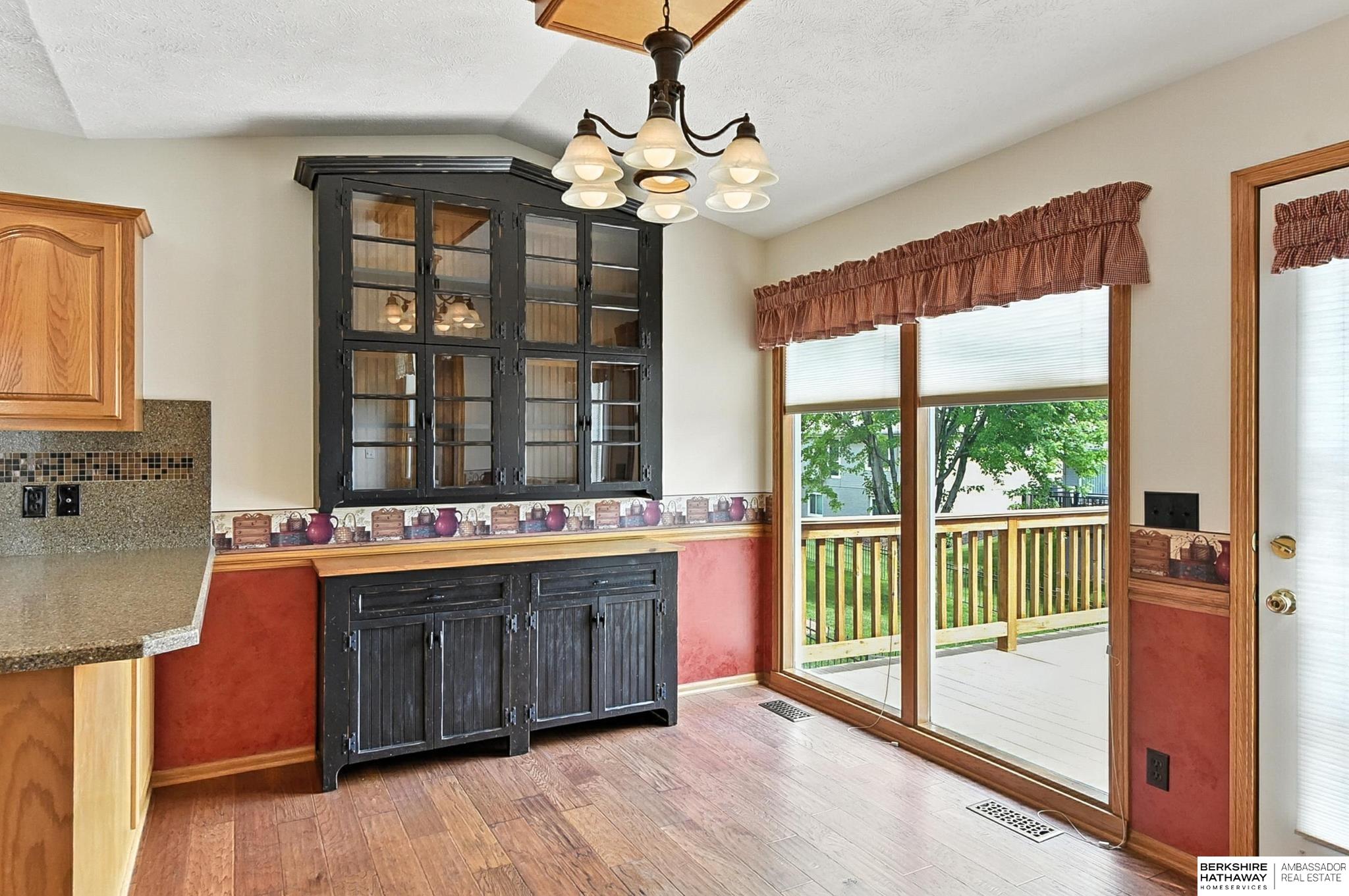 5008 Lakeside Drive, Papillion, Nebraska image 13