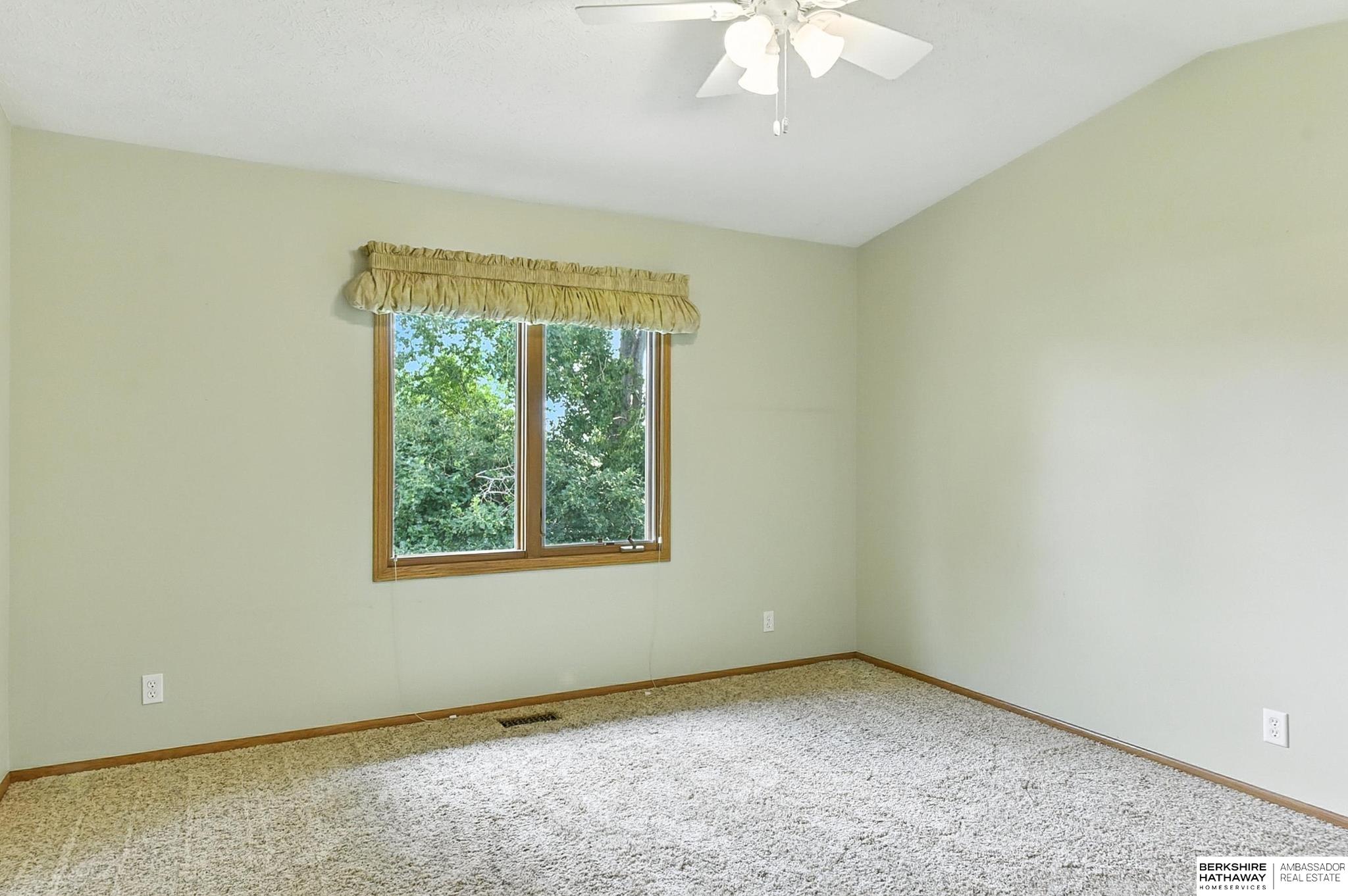 5008 Lakeside Drive, Papillion, Nebraska image 27