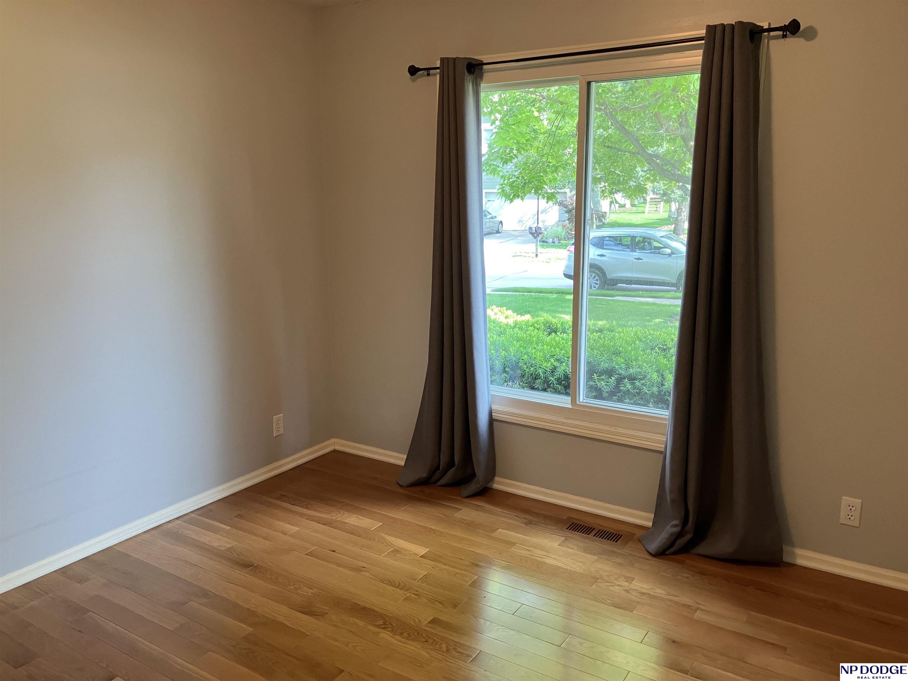 13719 Hillsborough Drive, Omaha, Nebraska image 23