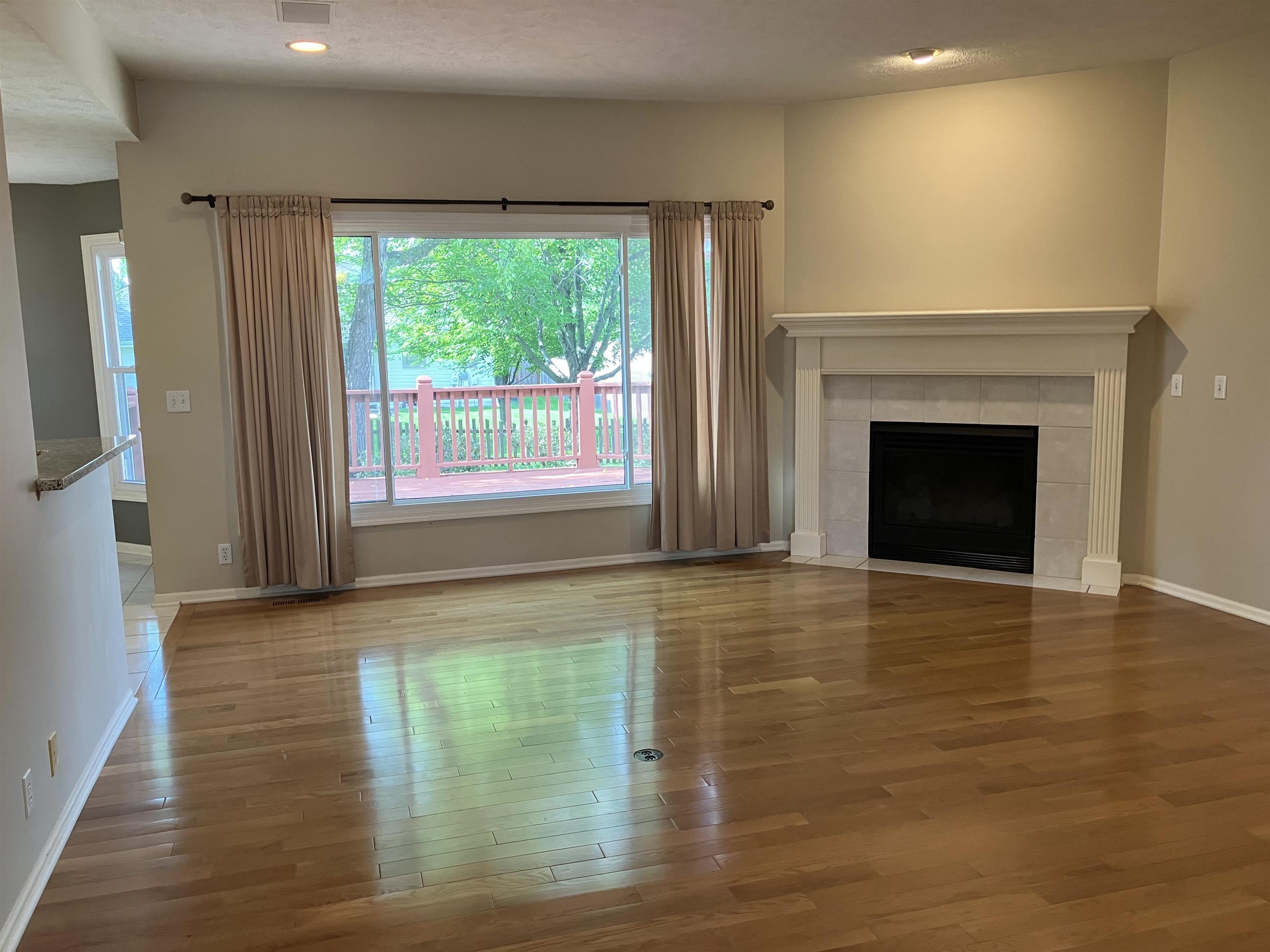 13719 Hillsborough Drive, Omaha, Nebraska image 4