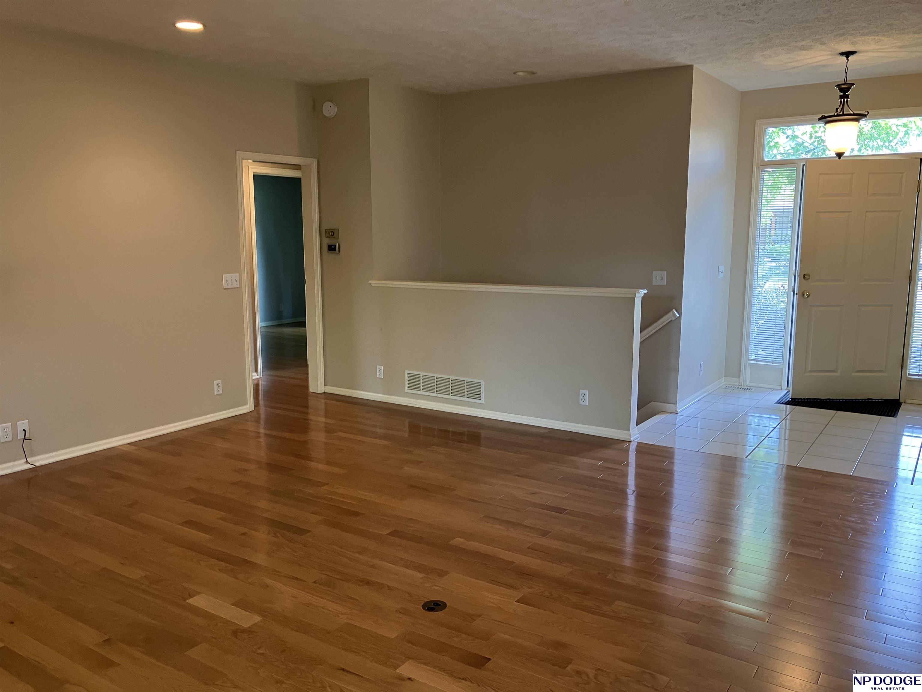 13719 Hillsborough Drive, Omaha, Nebraska image 7