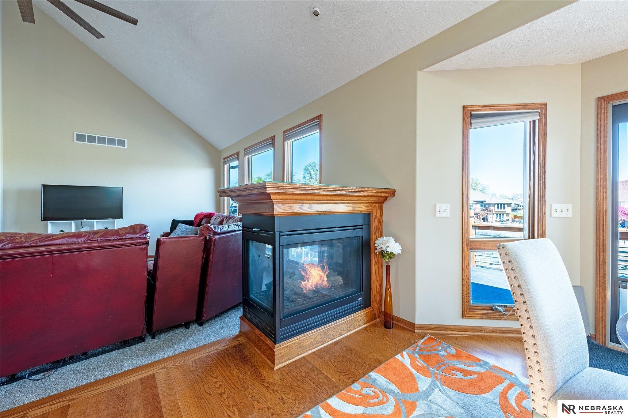 220 Marina Court, Carter Lake, Iowa image 31