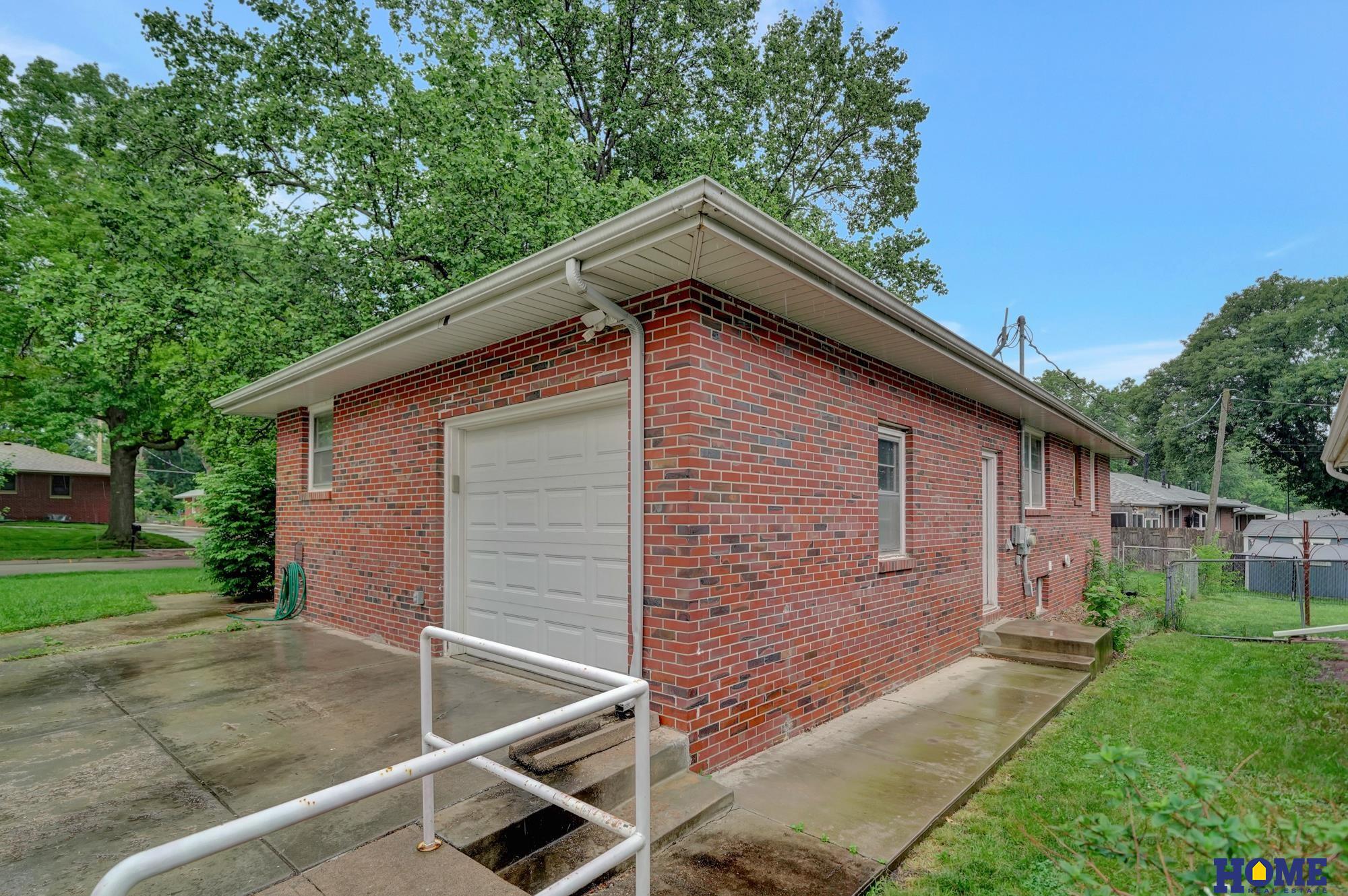 4401 S 44th Street, Lincoln, Nebraska image 37