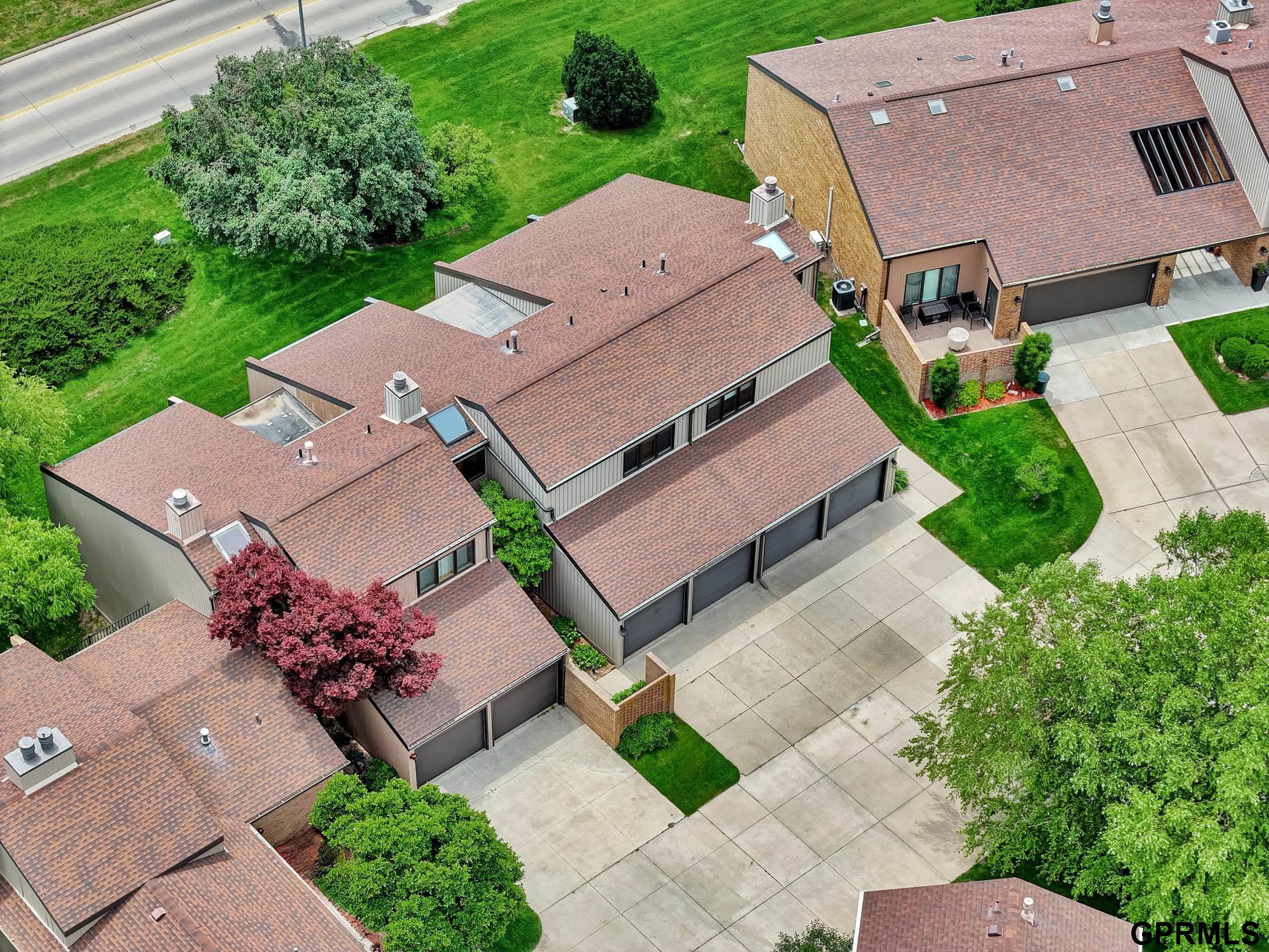 2919 Park Place Drive, Lincoln, Nebraska image 2