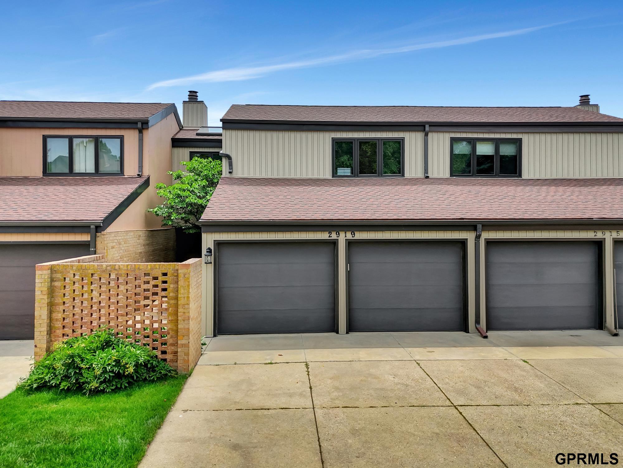 2919 Park Place Drive, Lincoln, Nebraska image 3