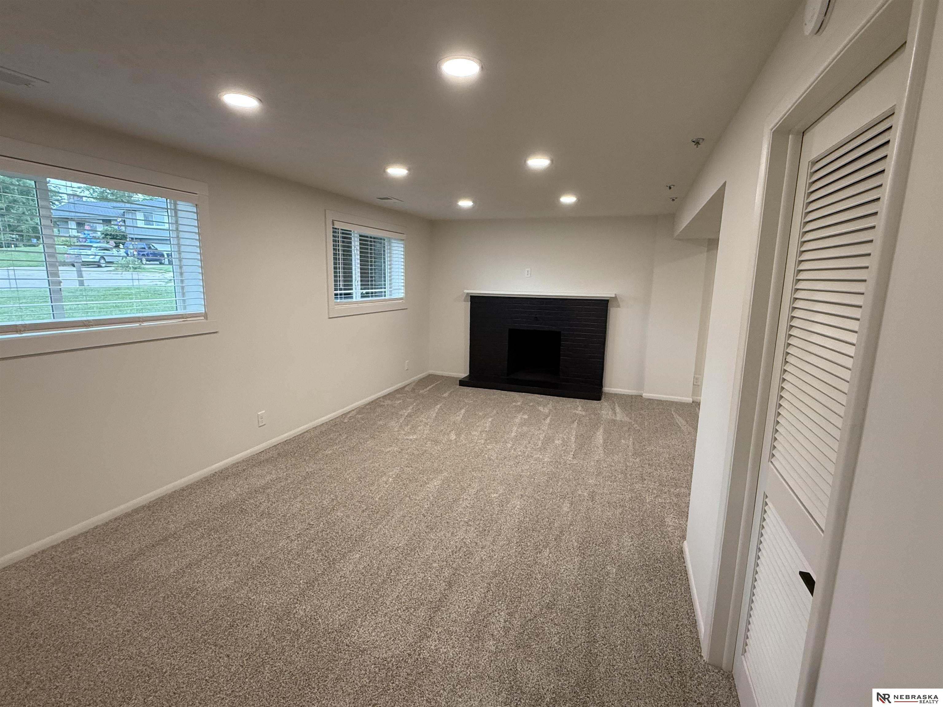 9938 Orchard Circle, Omaha, Nebraska image 19
