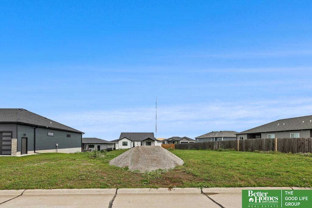 7600 Maxine Drive, Lincoln, Nebraska image 6